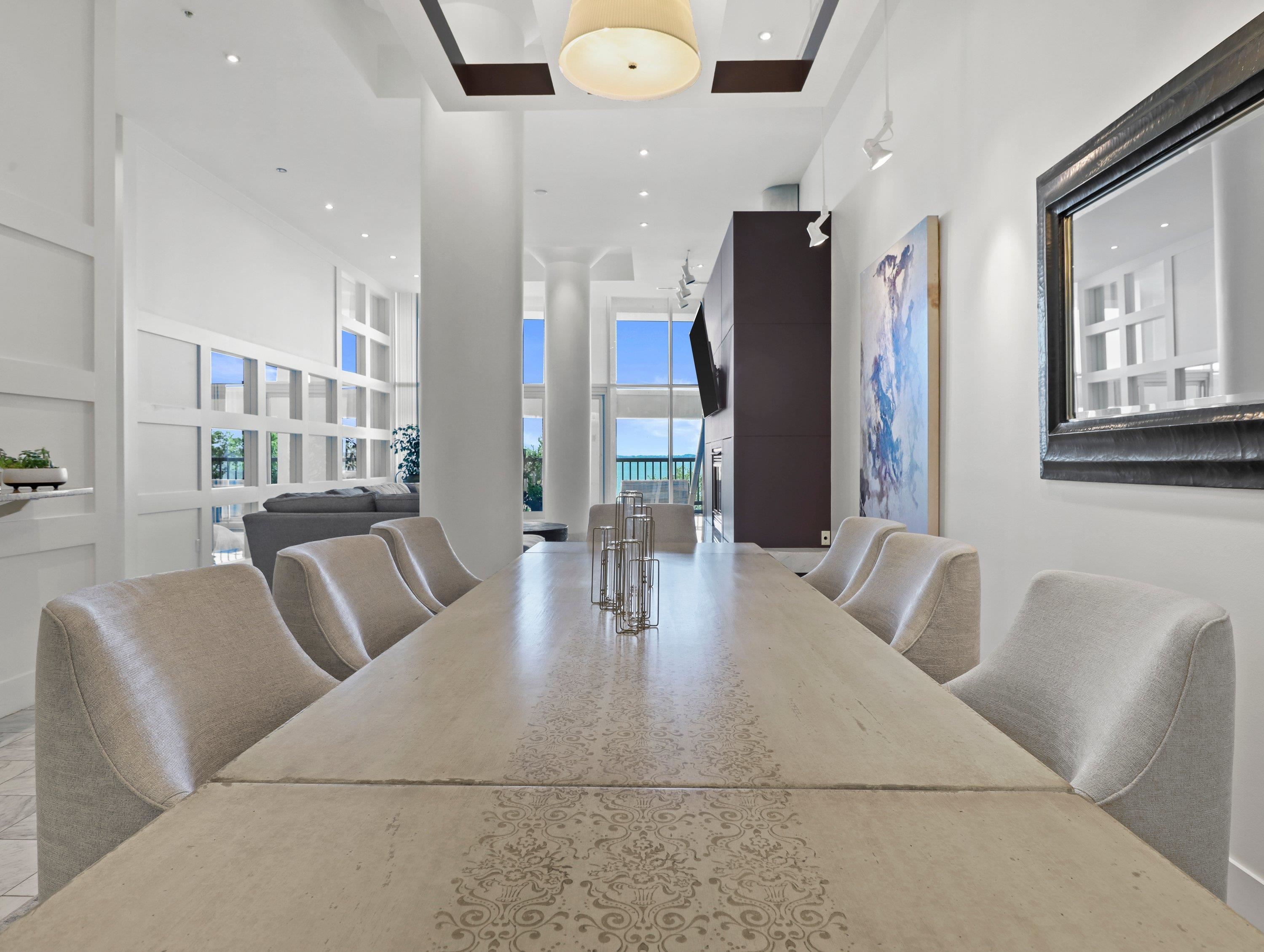 155 E Wilson Street 101