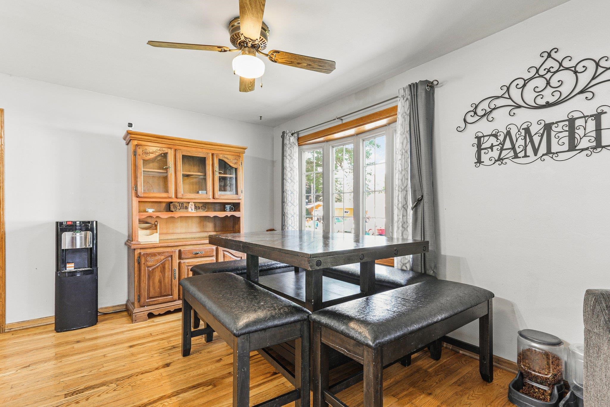 1505 Lawnview Lane