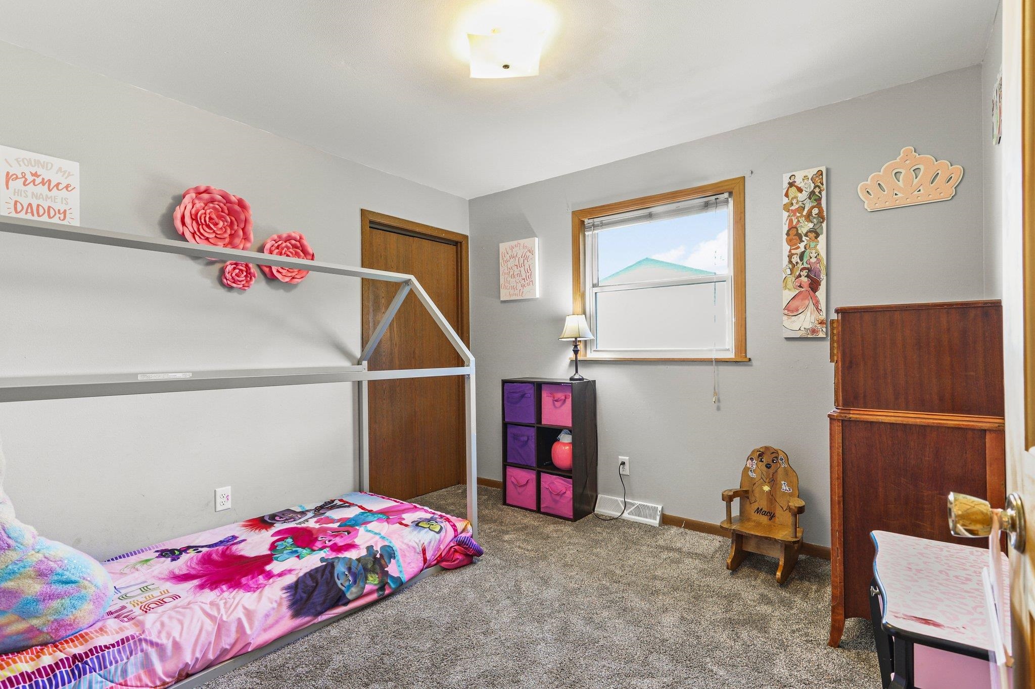 1505 Lawnview Lane
