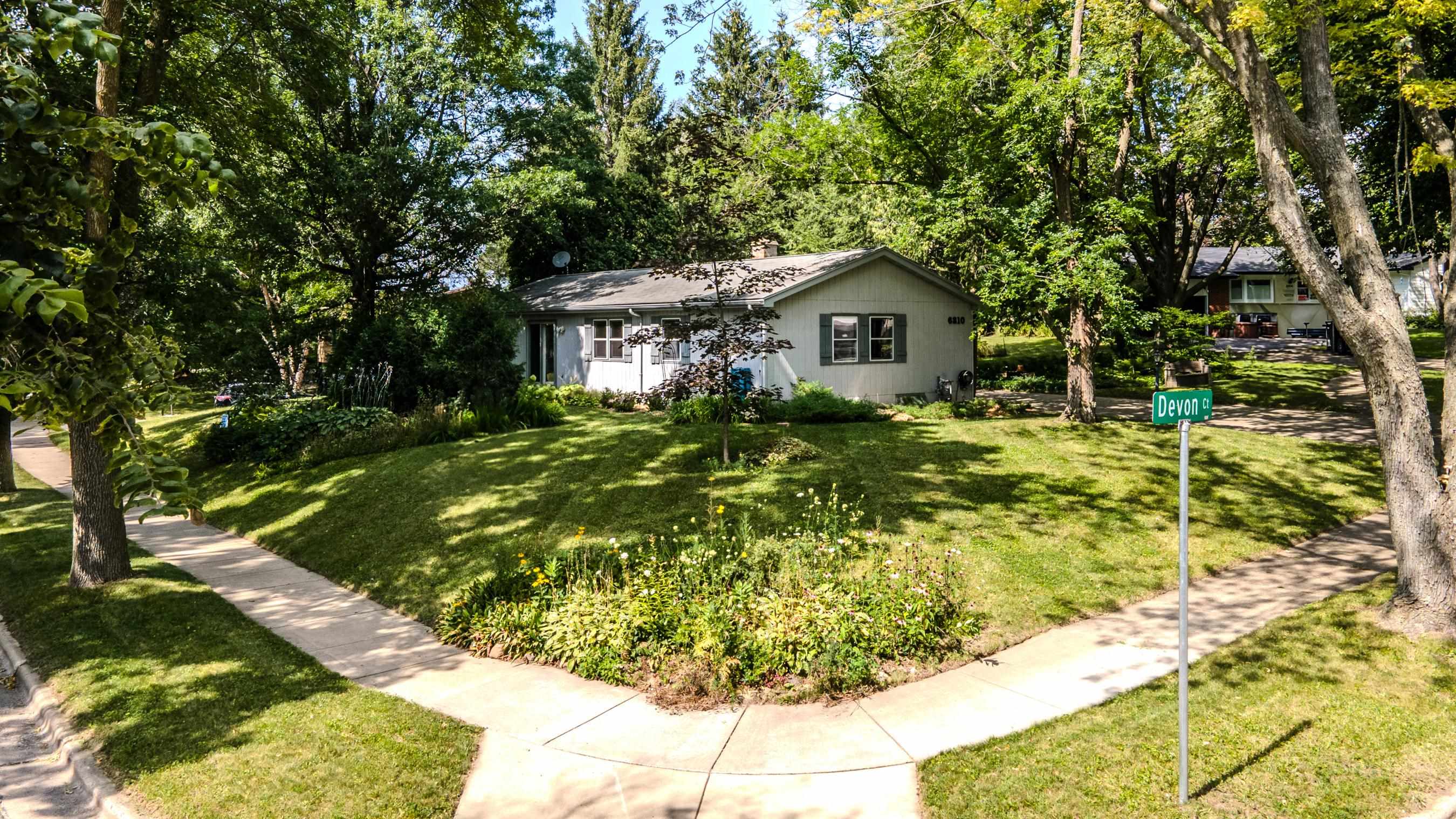 6210 Devon Court