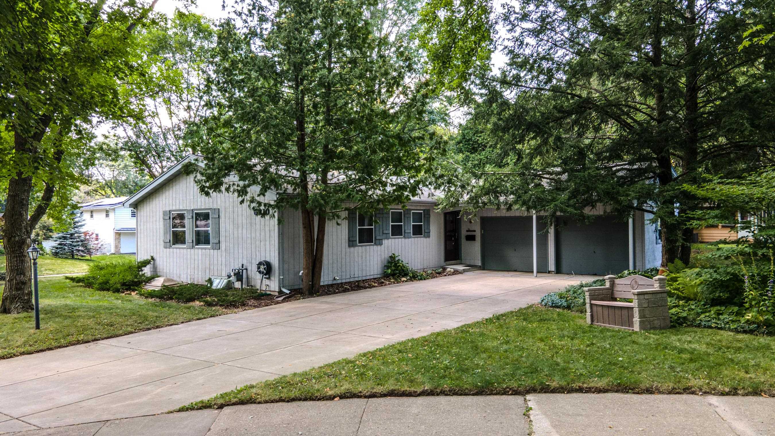 6210 Devon Court