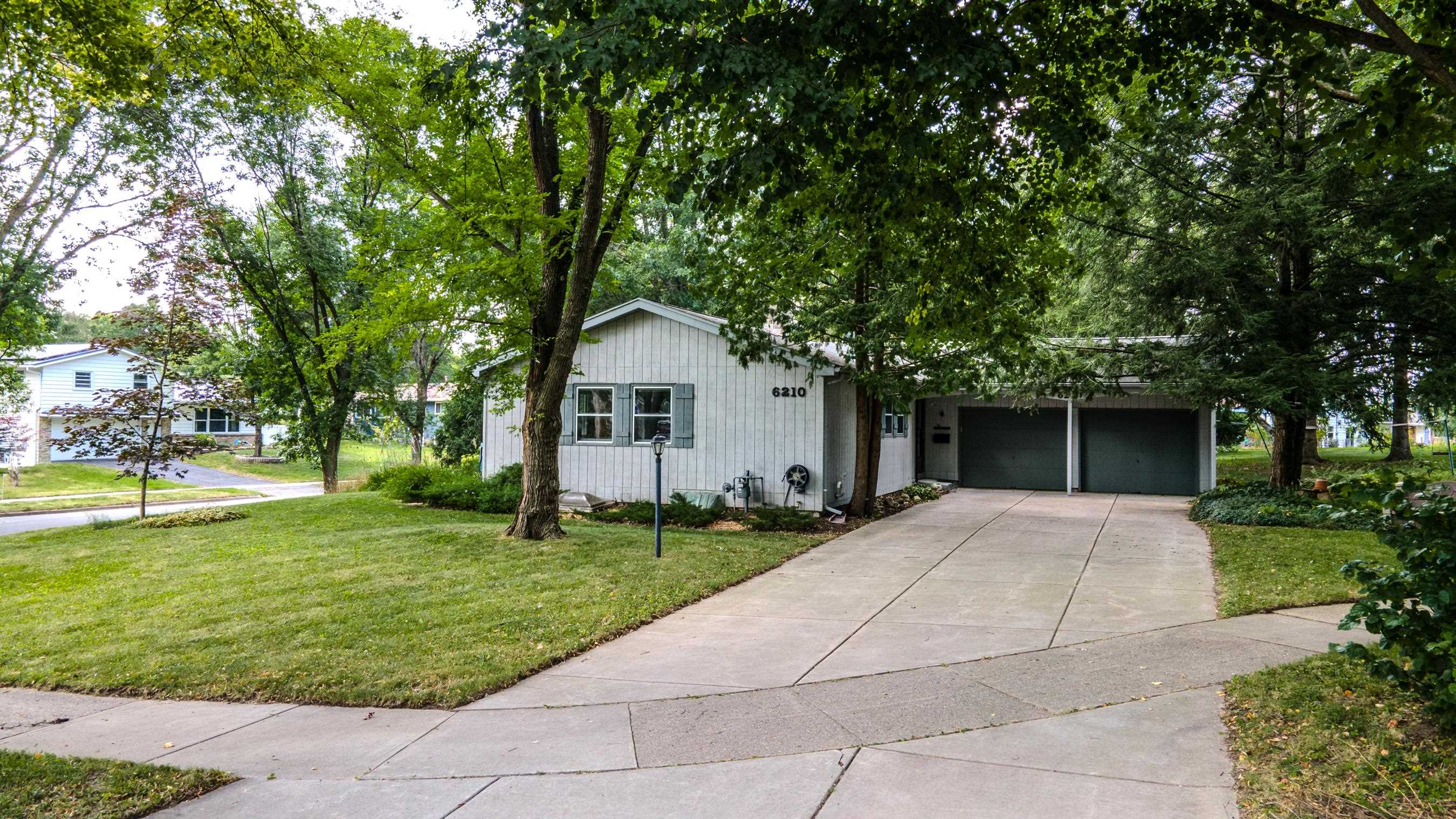 6210 Devon Court