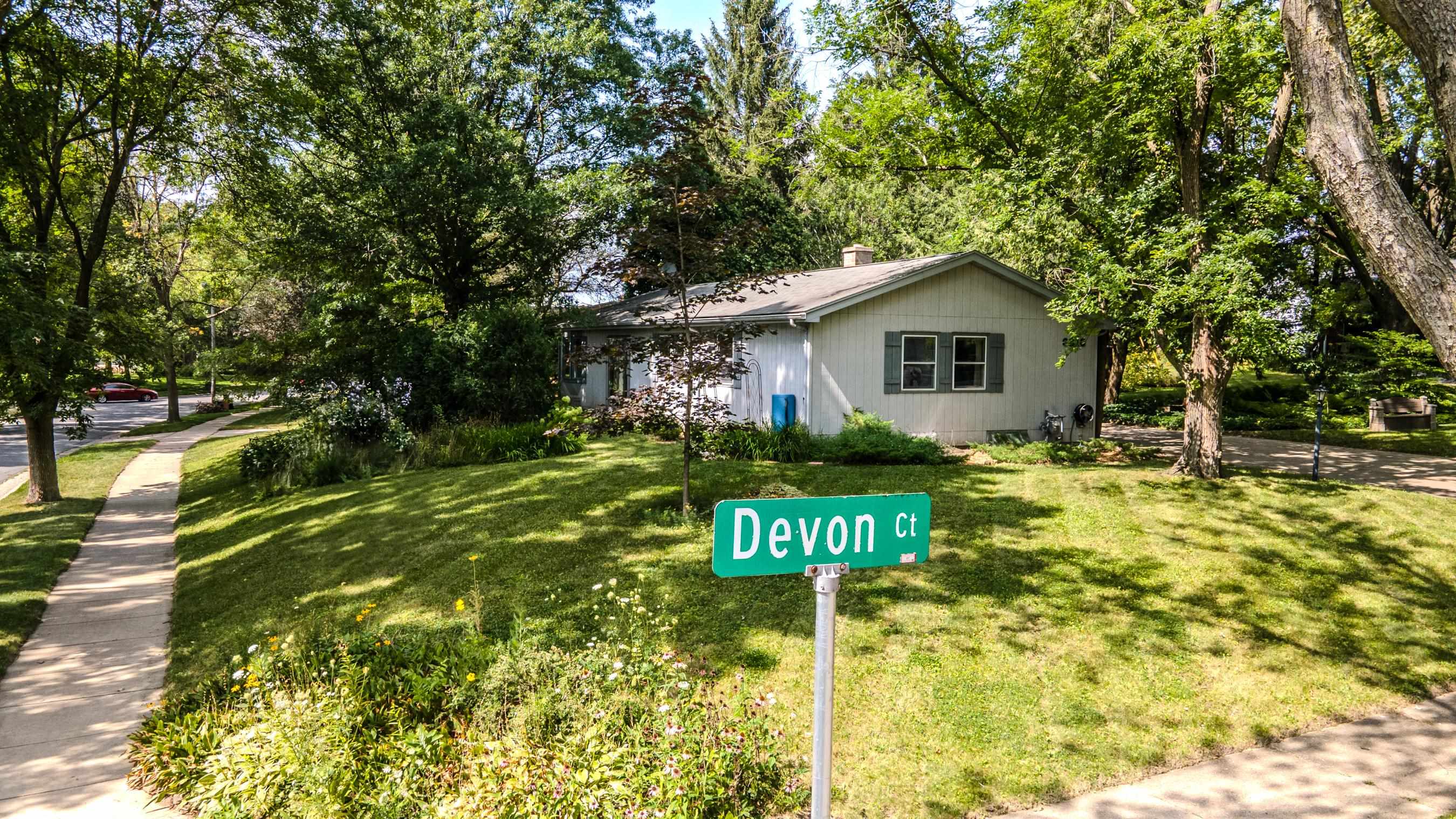6210 Devon Court