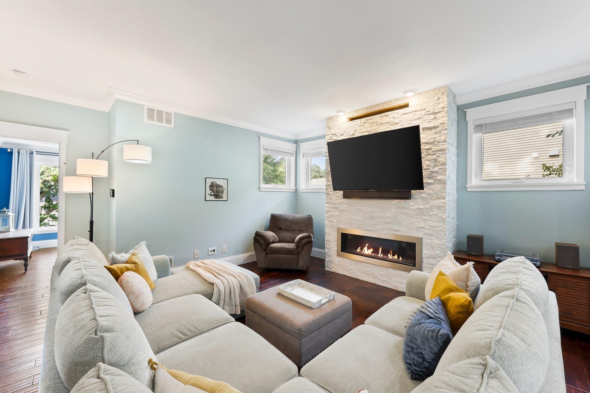 5645 Old Oak Drive
