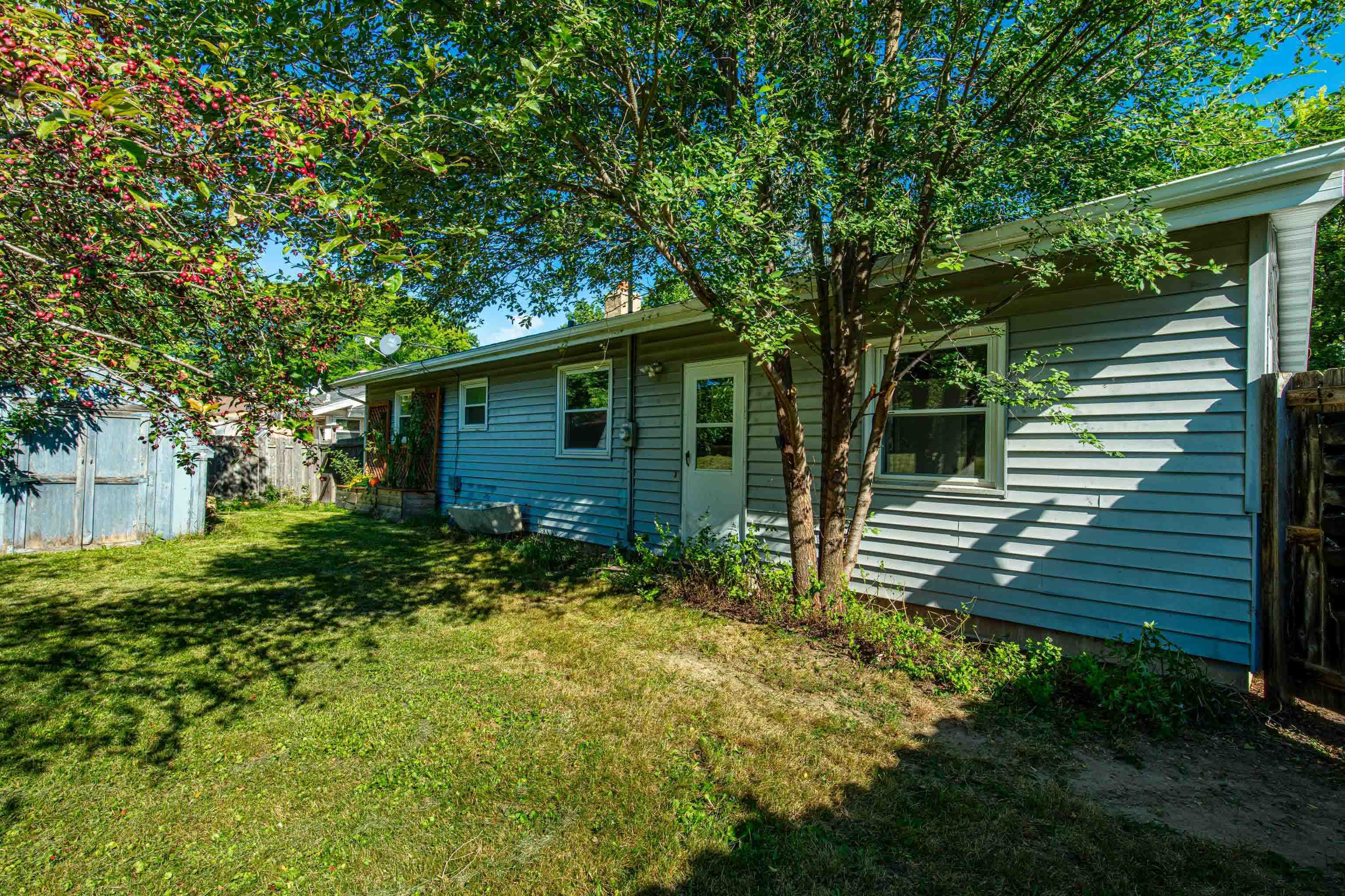 1009 Monica Lane