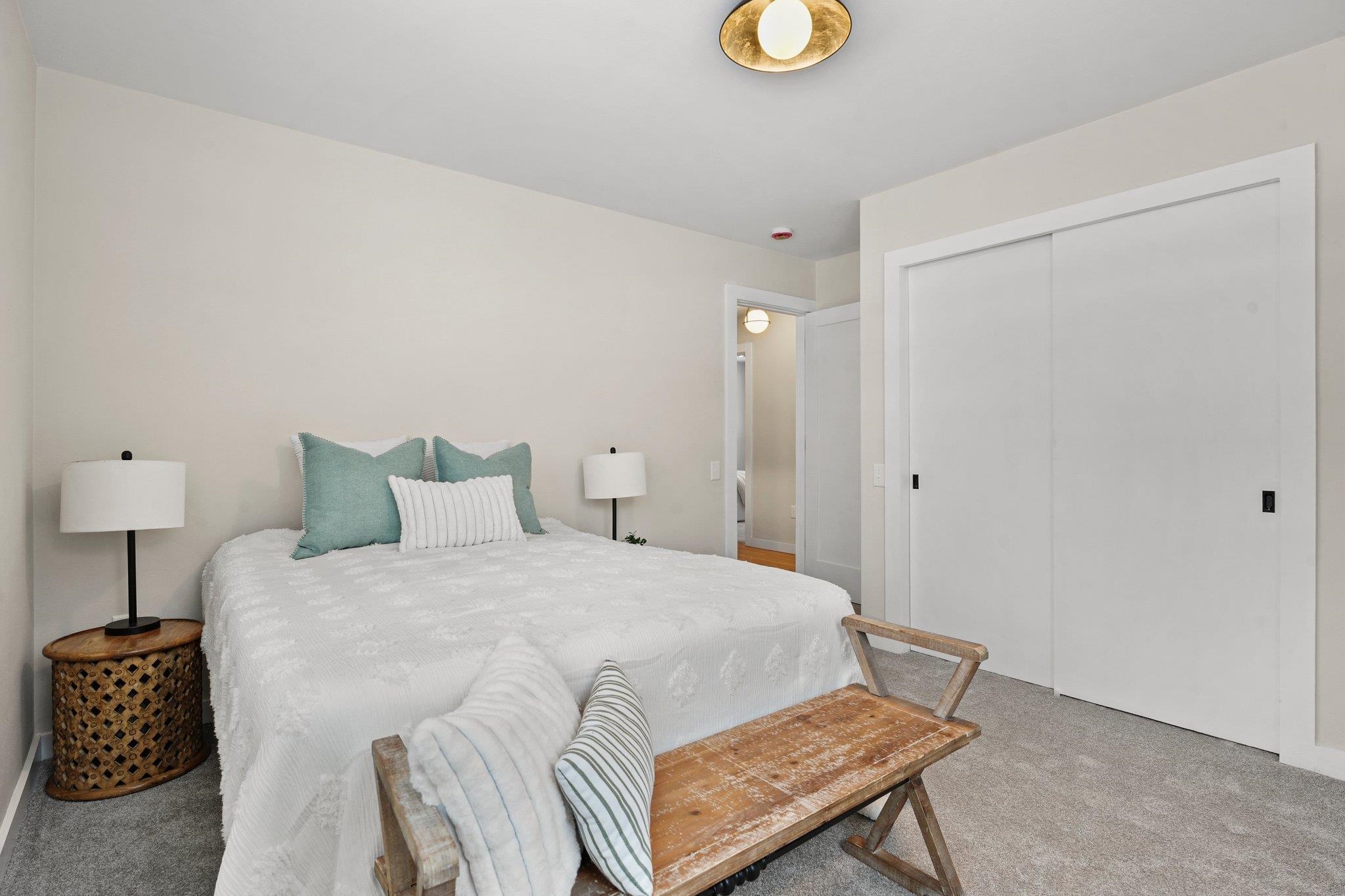 4609 Tokay Boulevard