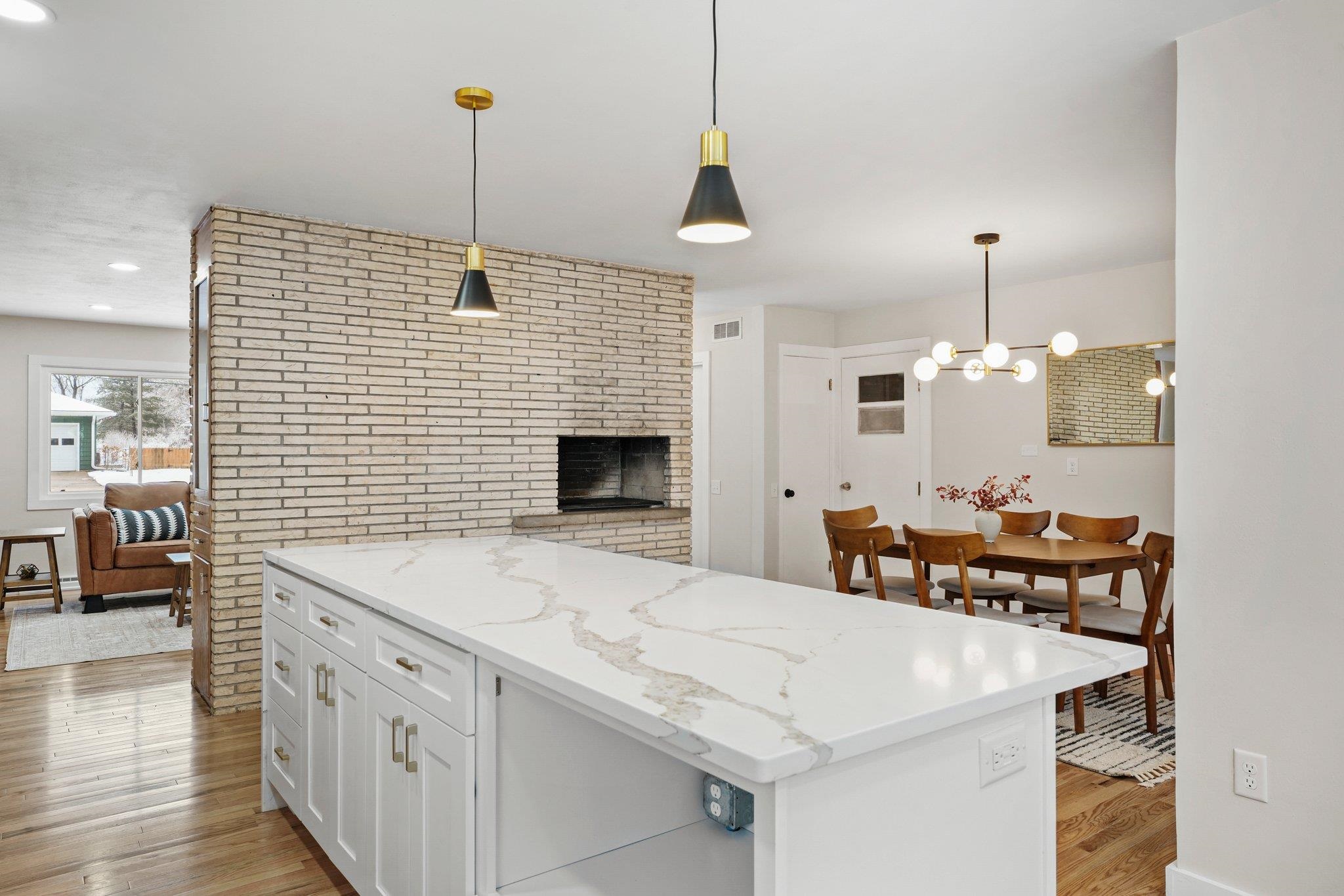 4609 Tokay Boulevard