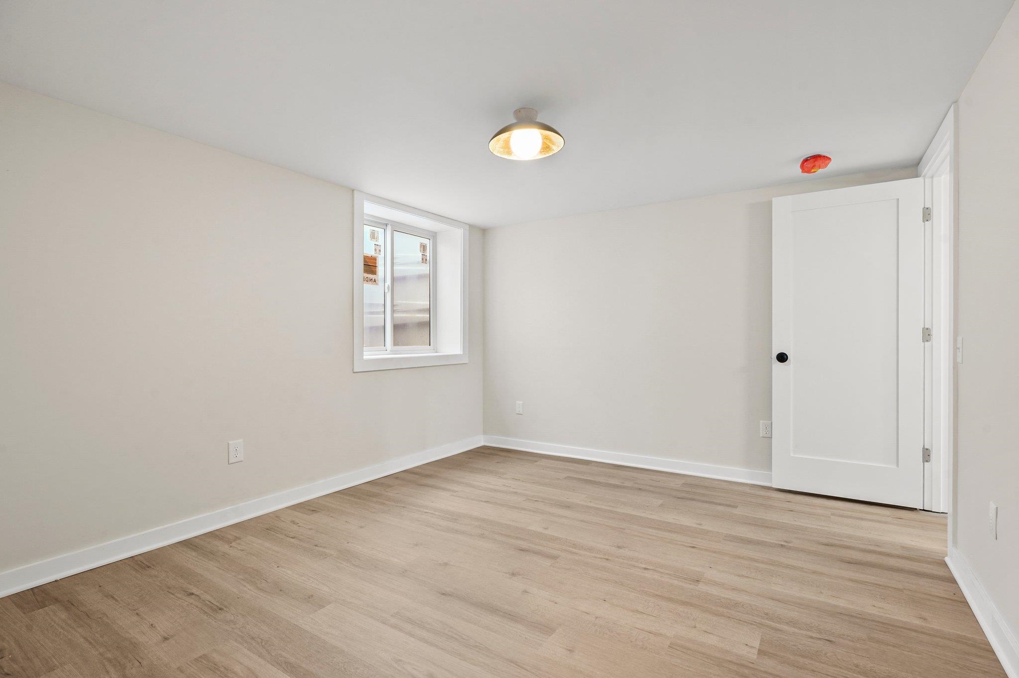 4609 Tokay Boulevard