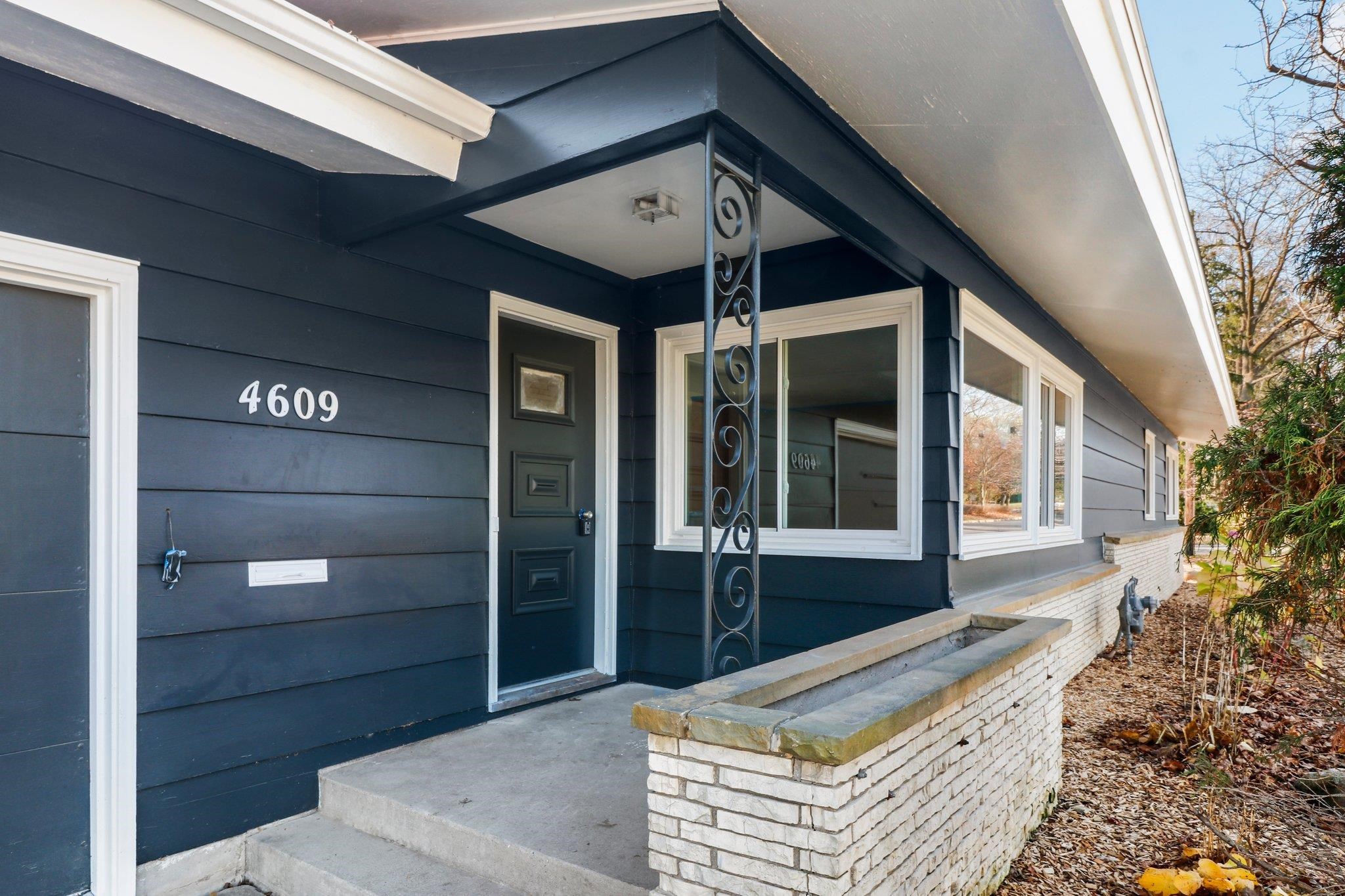 4609 Tokay Boulevard