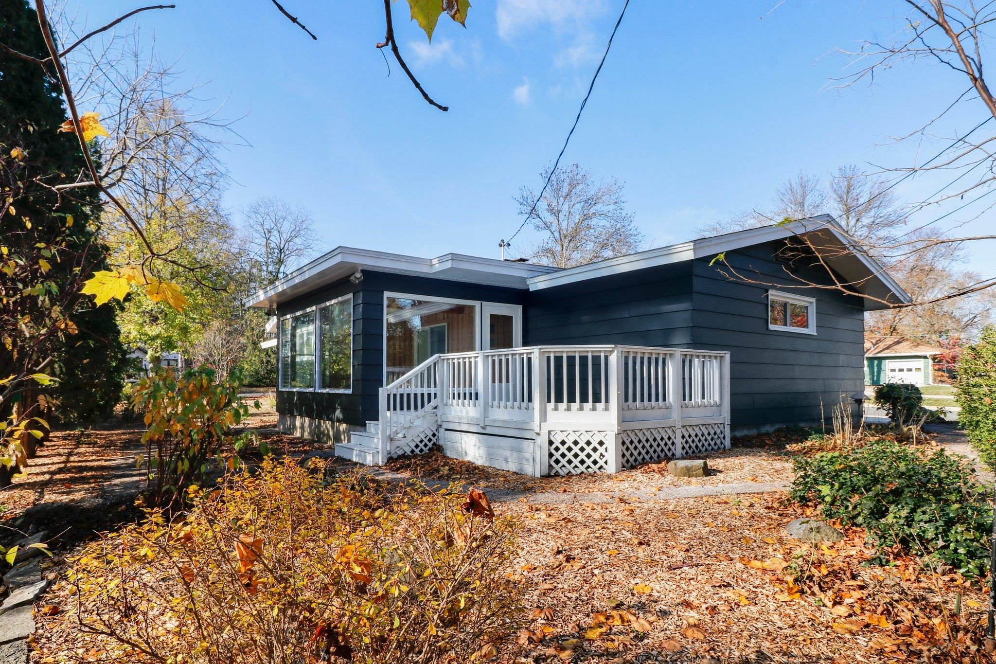 4609 Tokay Boulevard