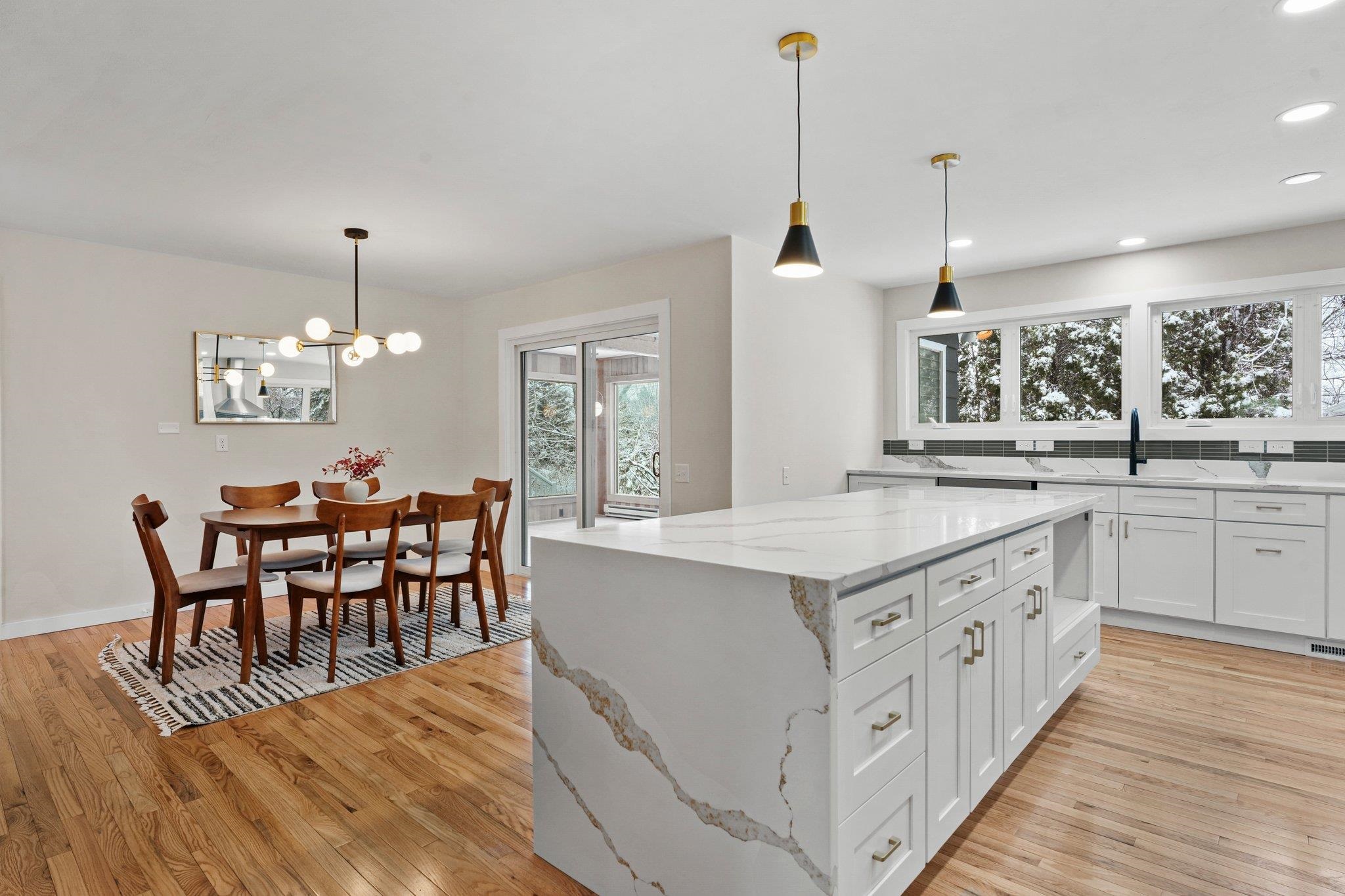 4609 Tokay Boulevard