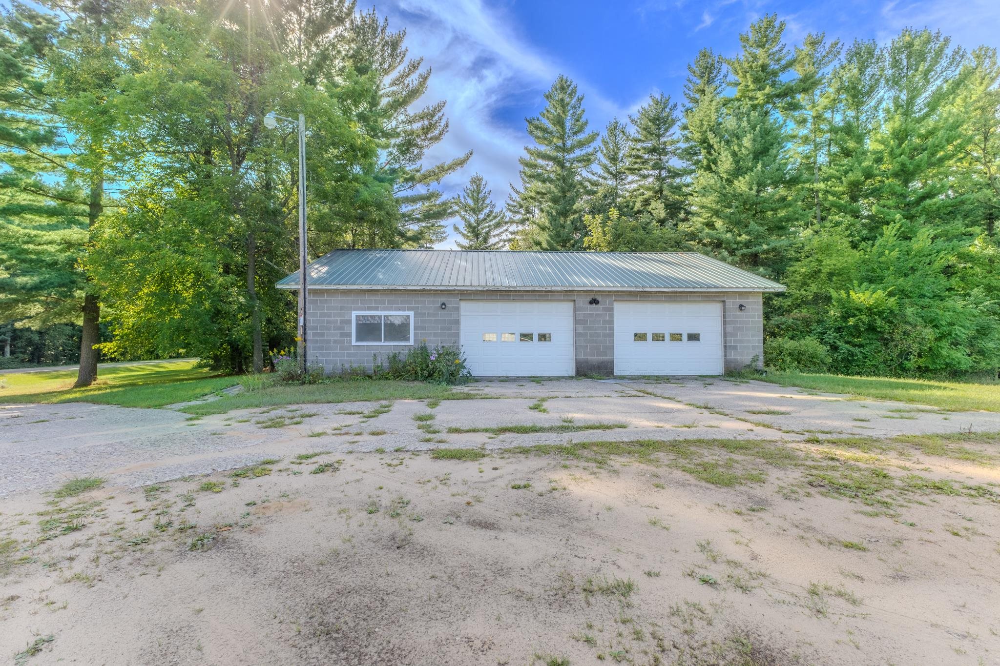 1004 County Road J