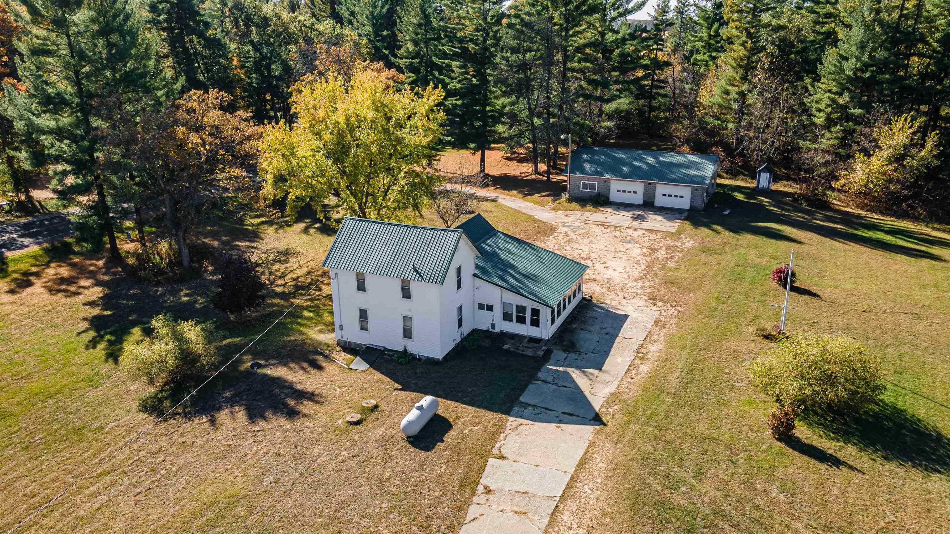 1004 County Road J