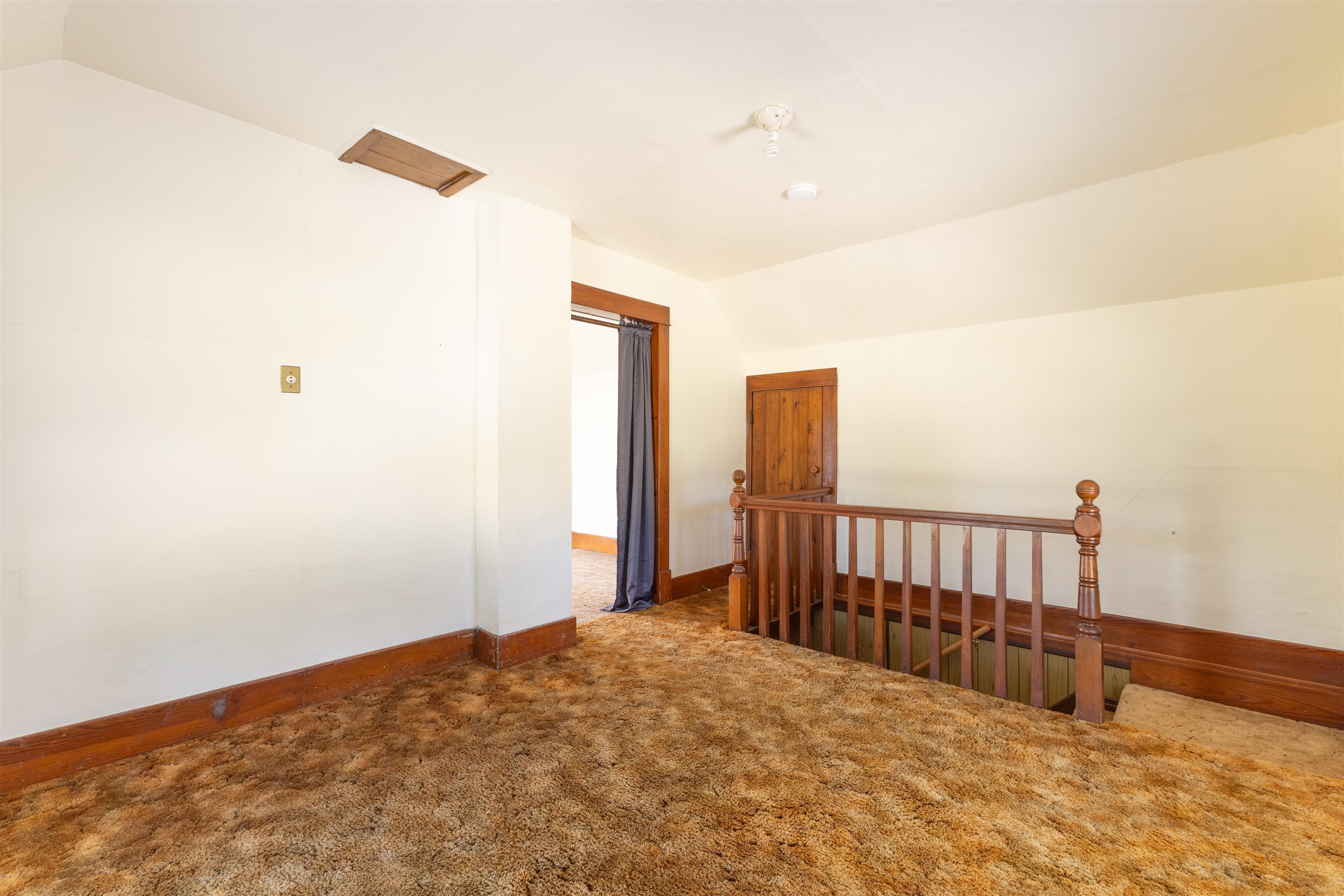 1004 County Road J