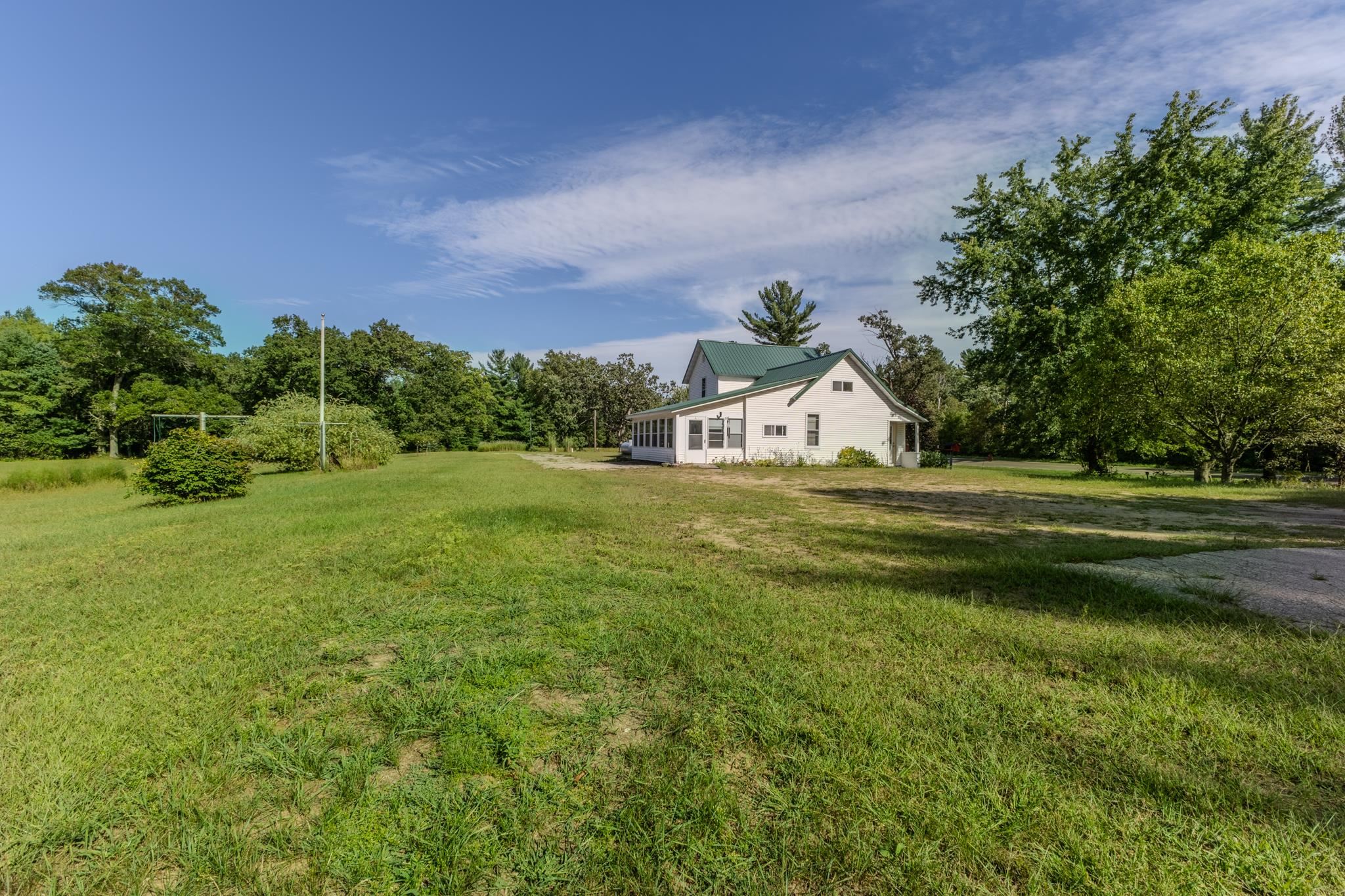 1004 County Road J