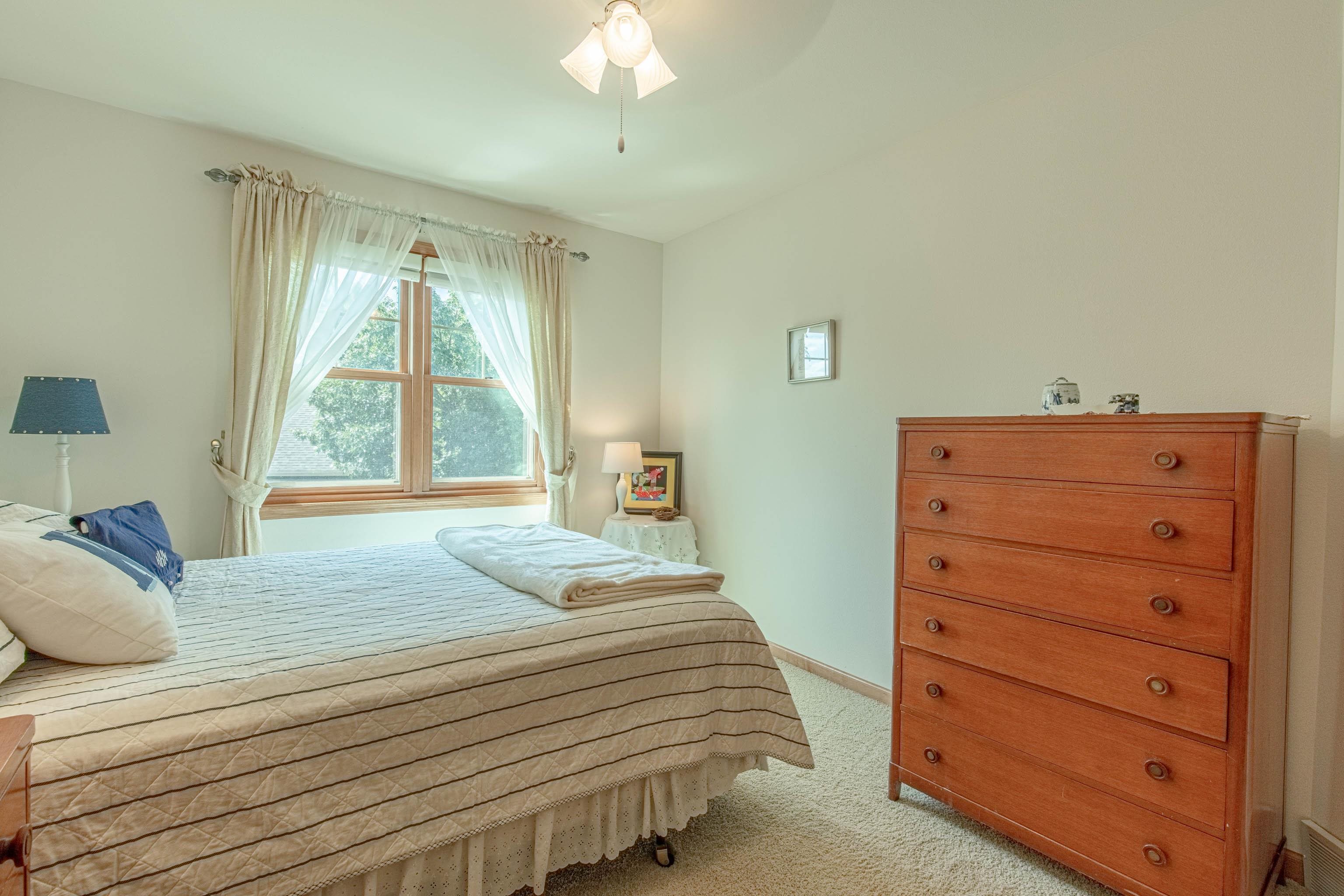 1610 Pond View Court