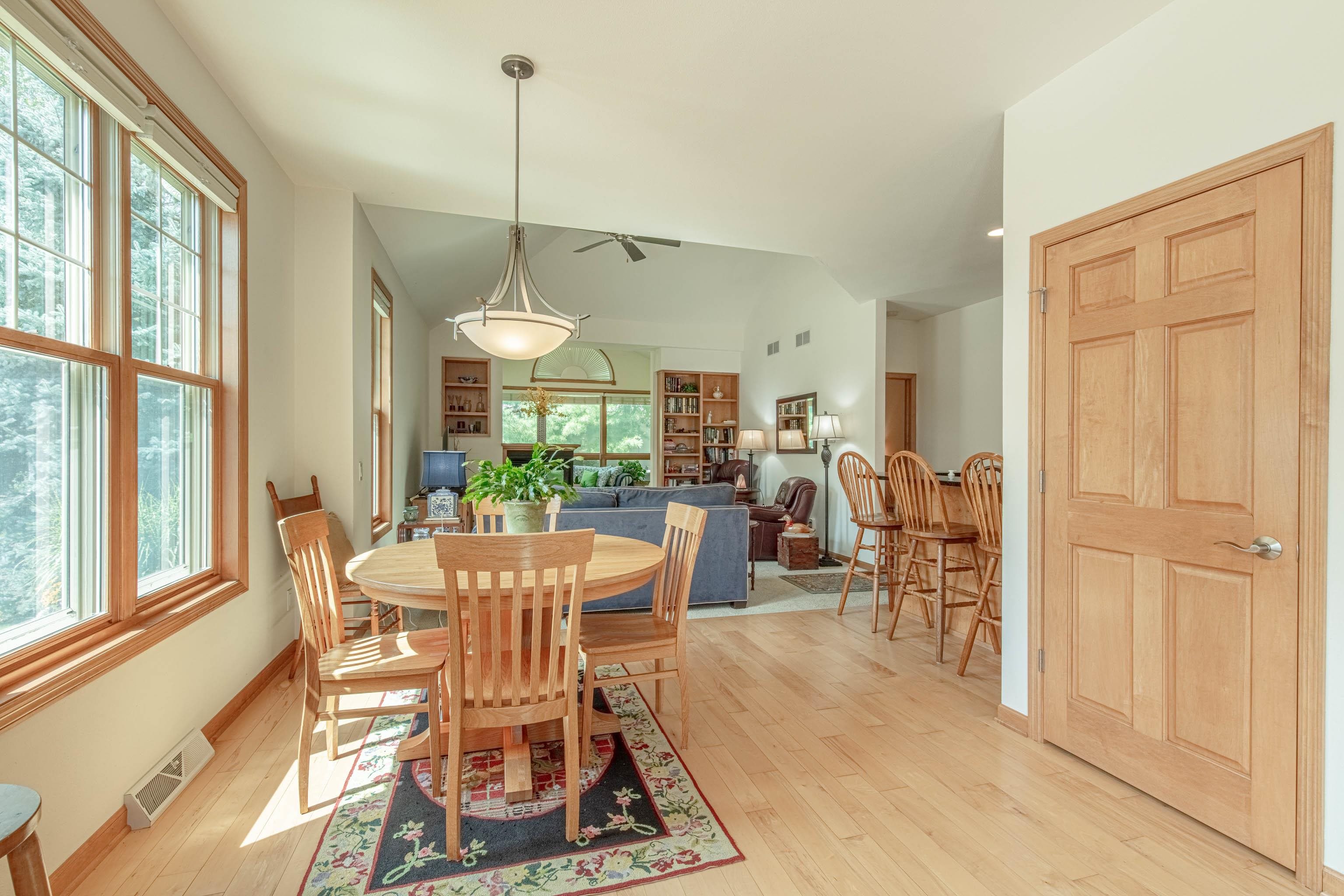 1610 Pond View Court