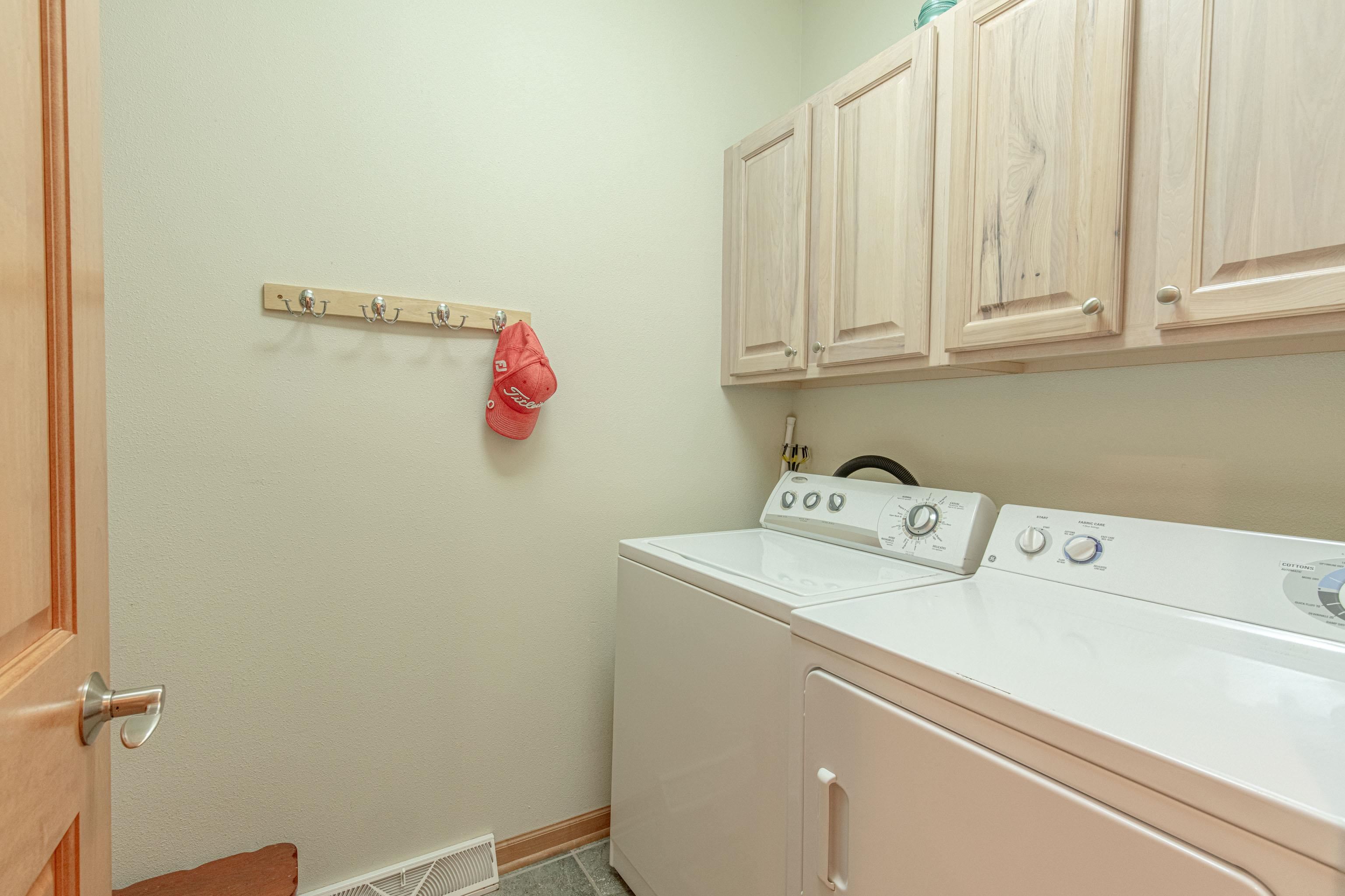 1610 Pond View Court