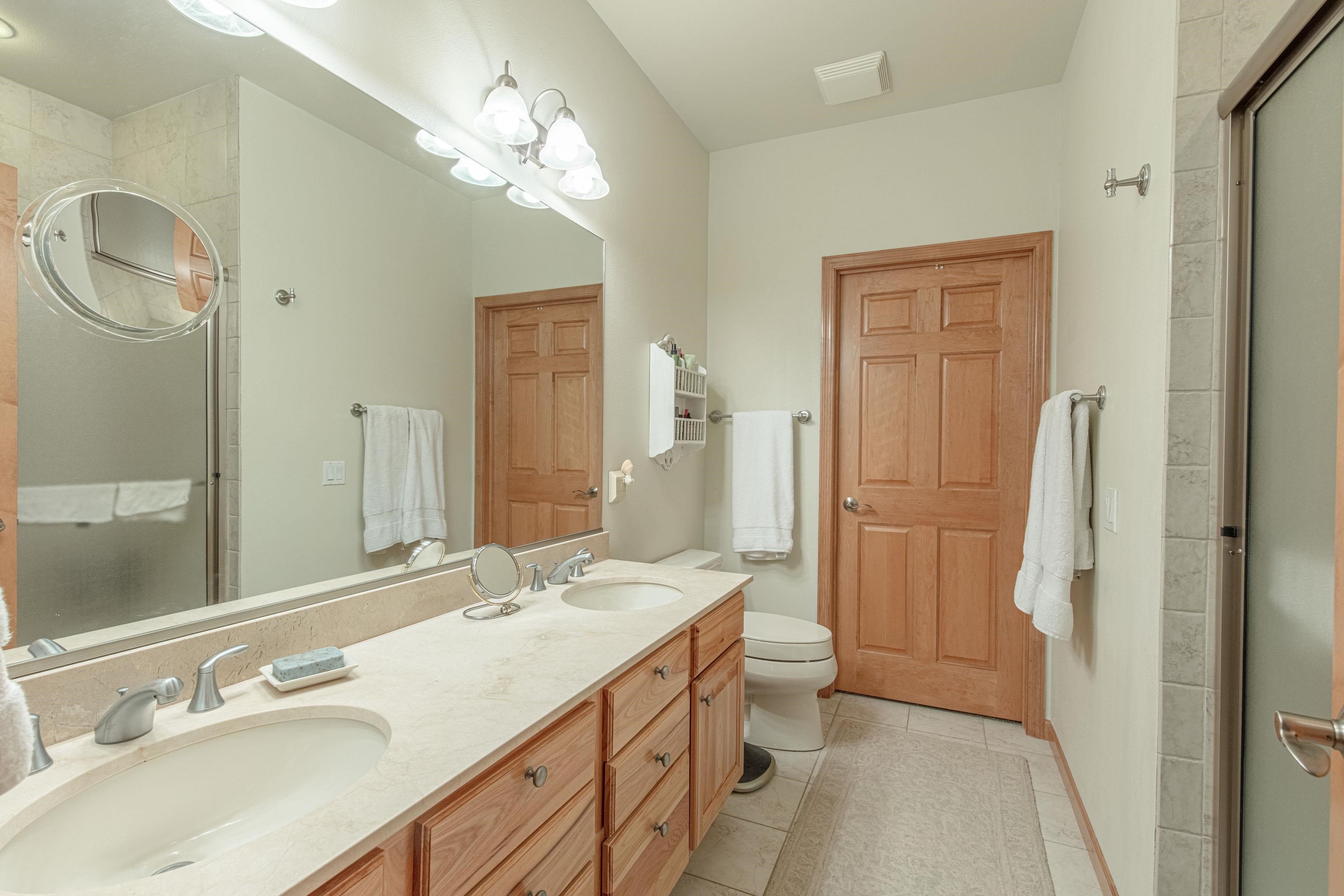 1610 Pond View Court