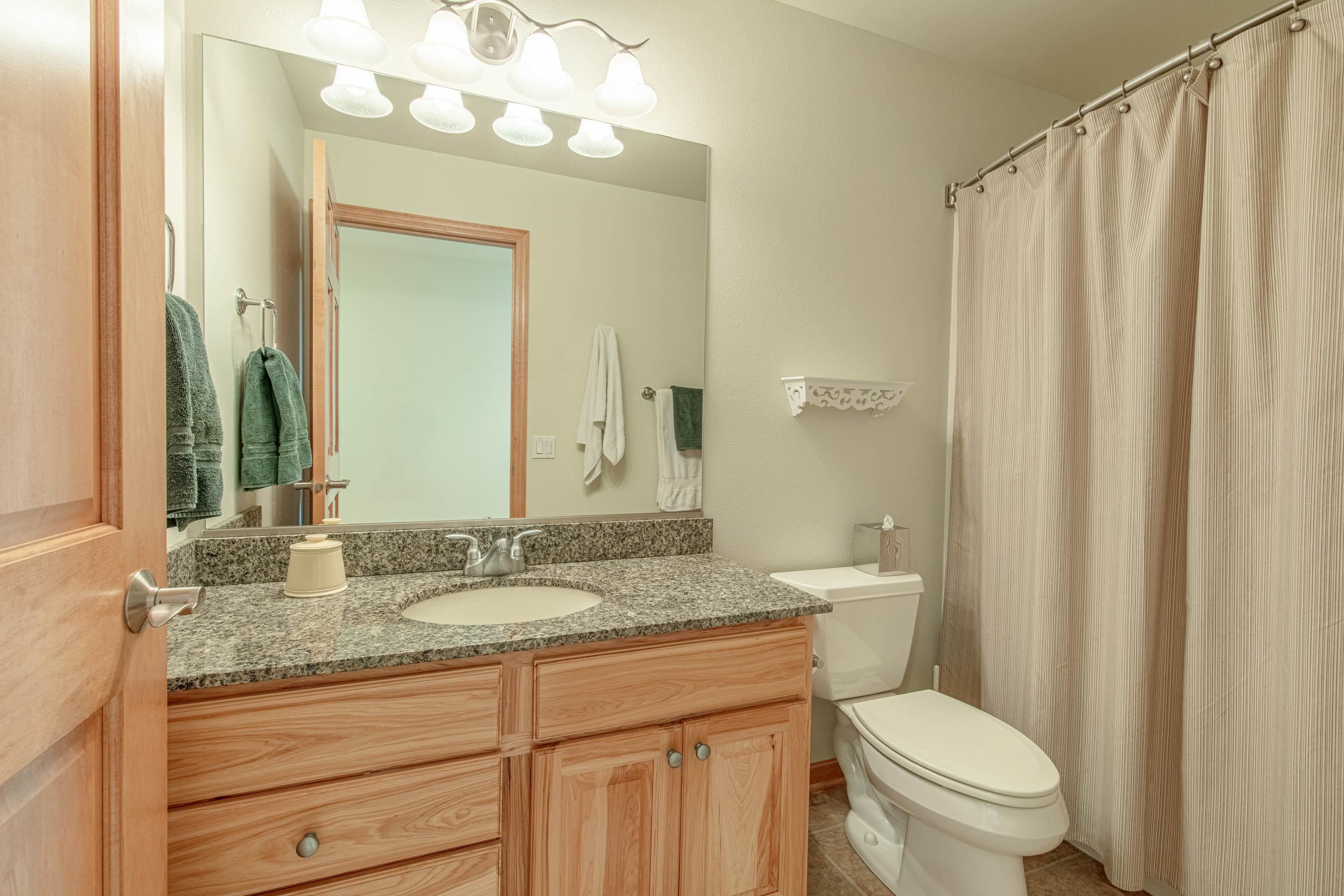 1610 Pond View Court