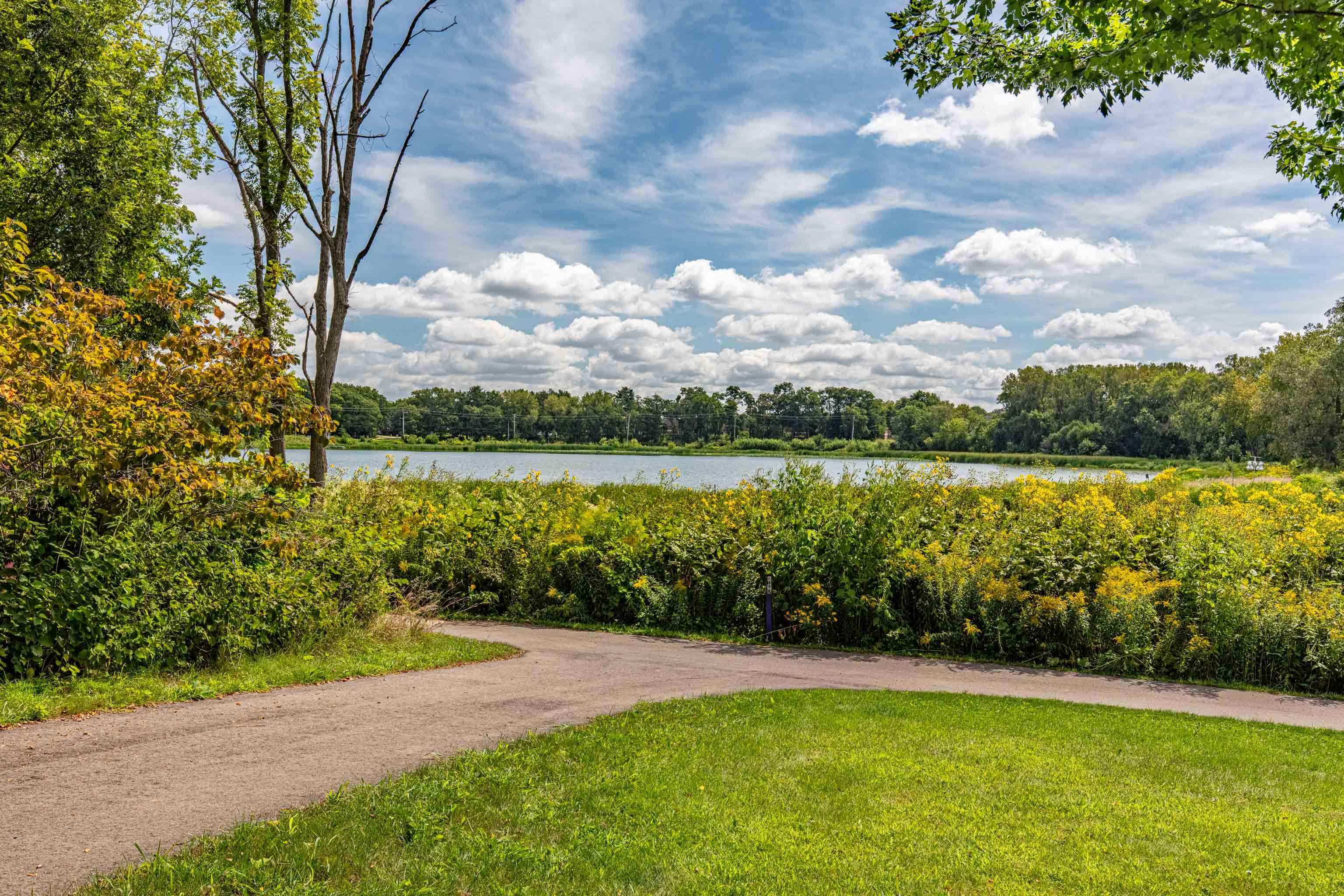 1610 Pond View Court