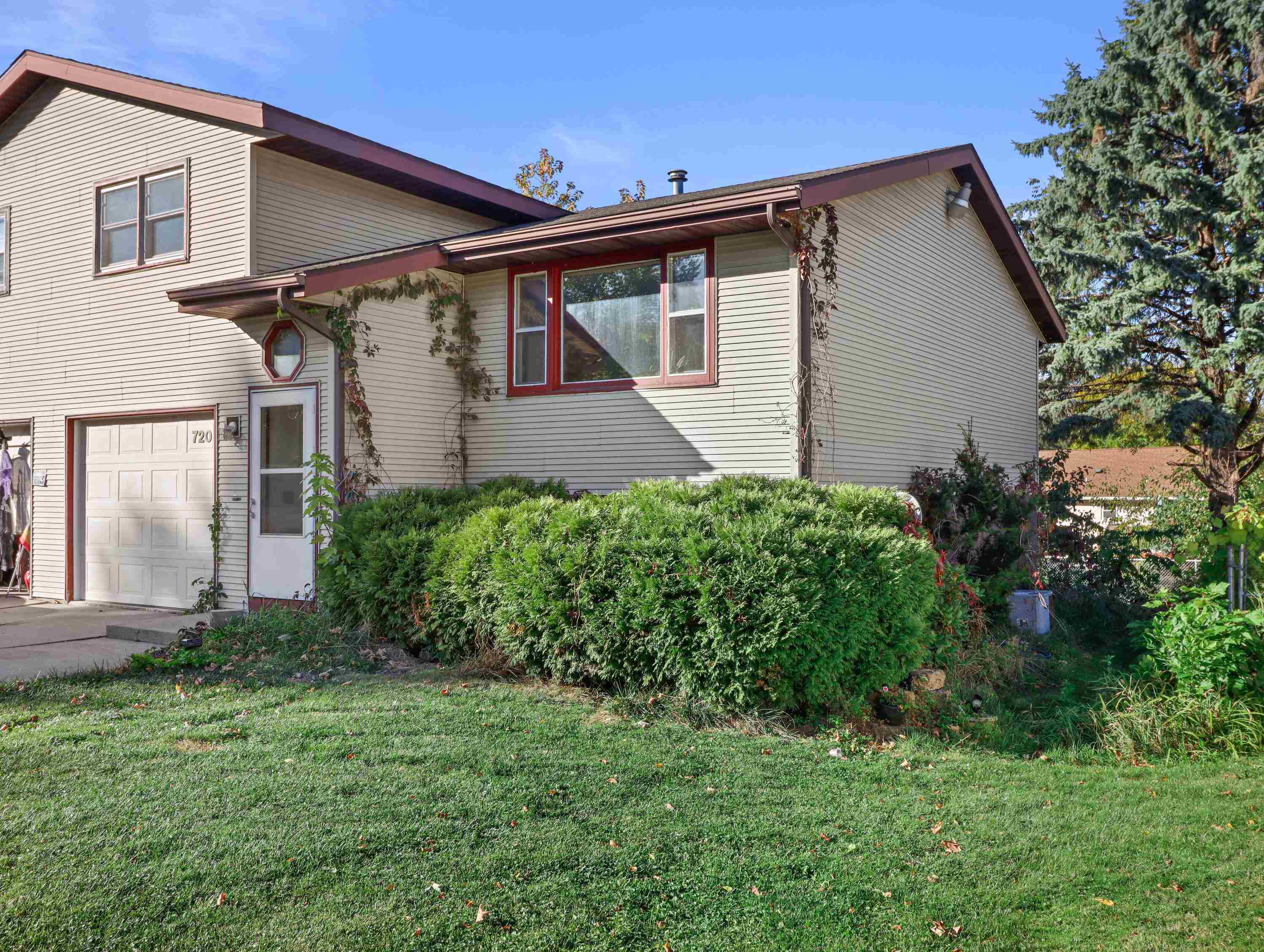 720 Moorland Road