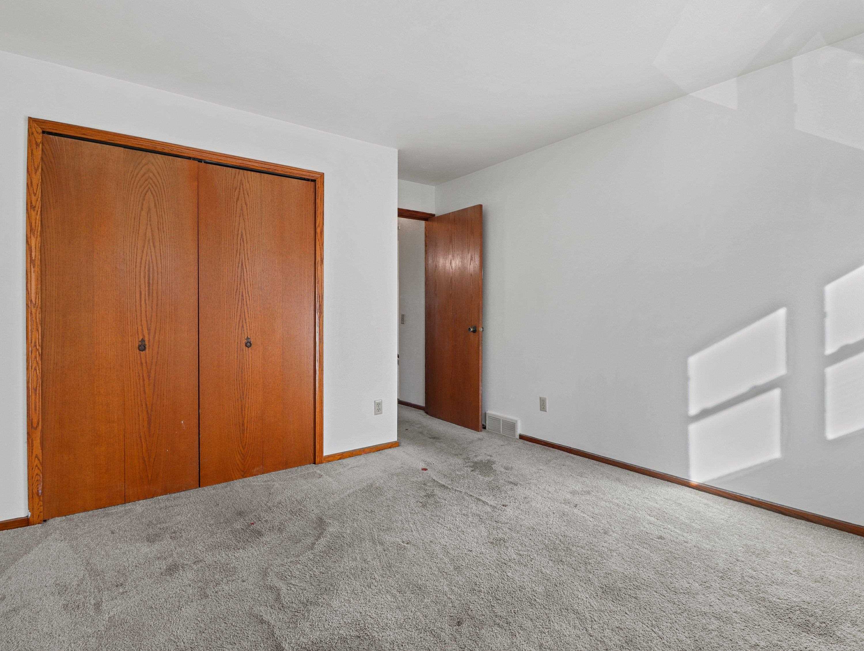 720 Moorland Road