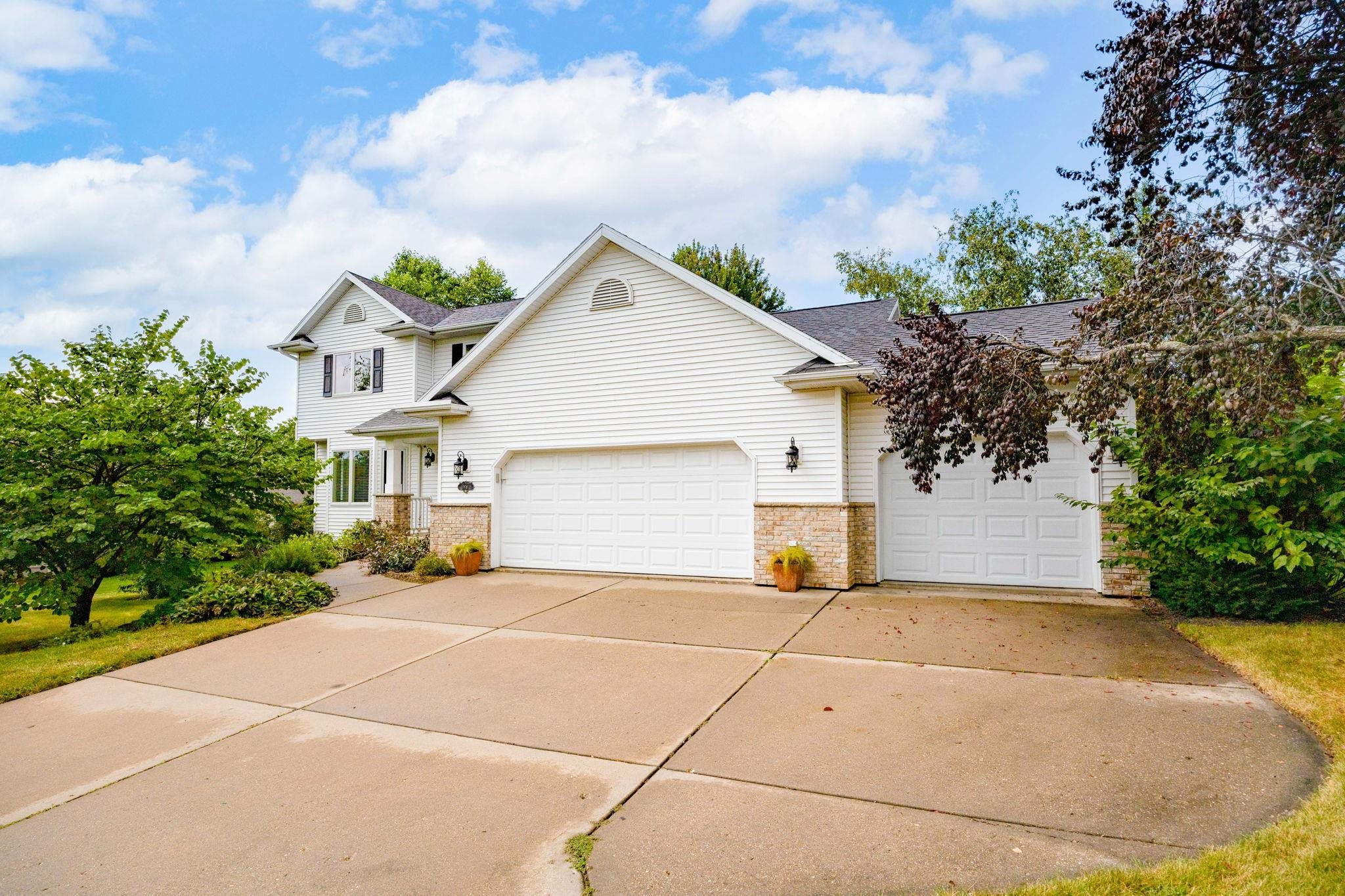 816 Levanger Lane