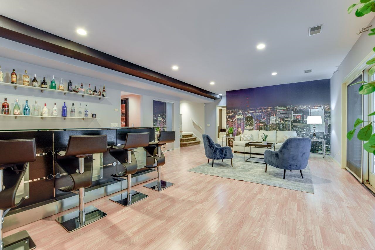 9121 Blackhawk Road