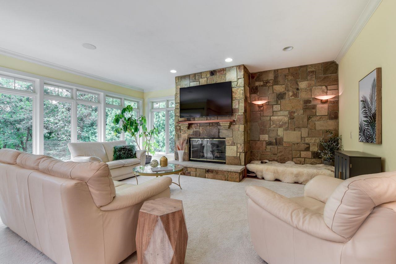 9121 Blackhawk Road