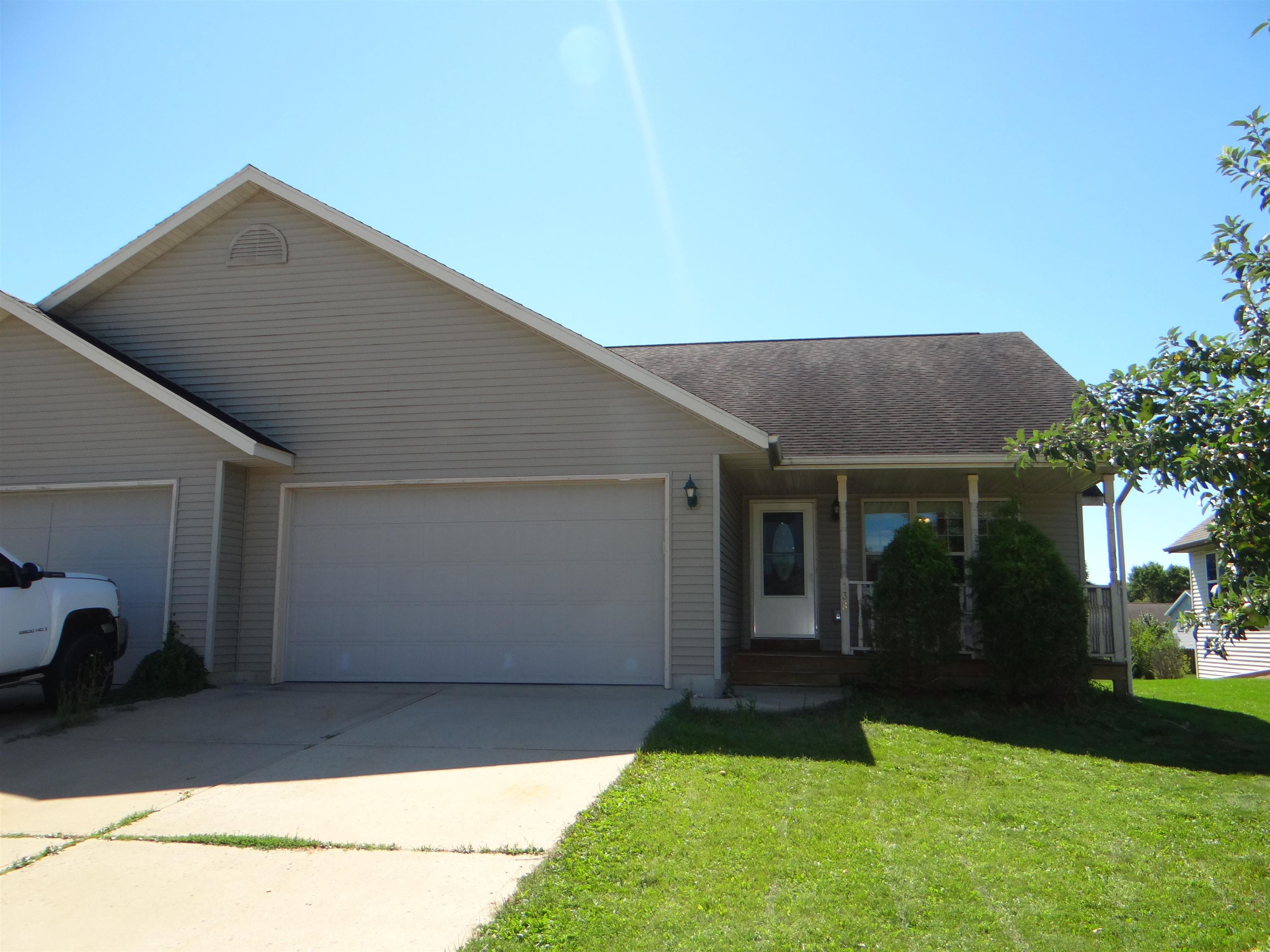 138 Maple Circle