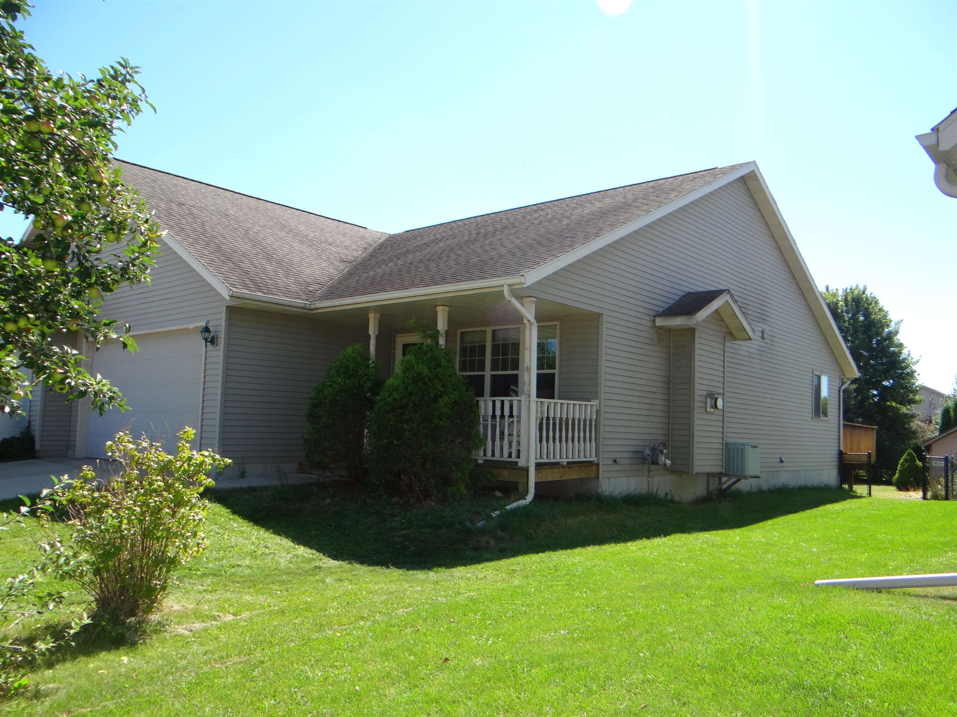138 Maple Circle