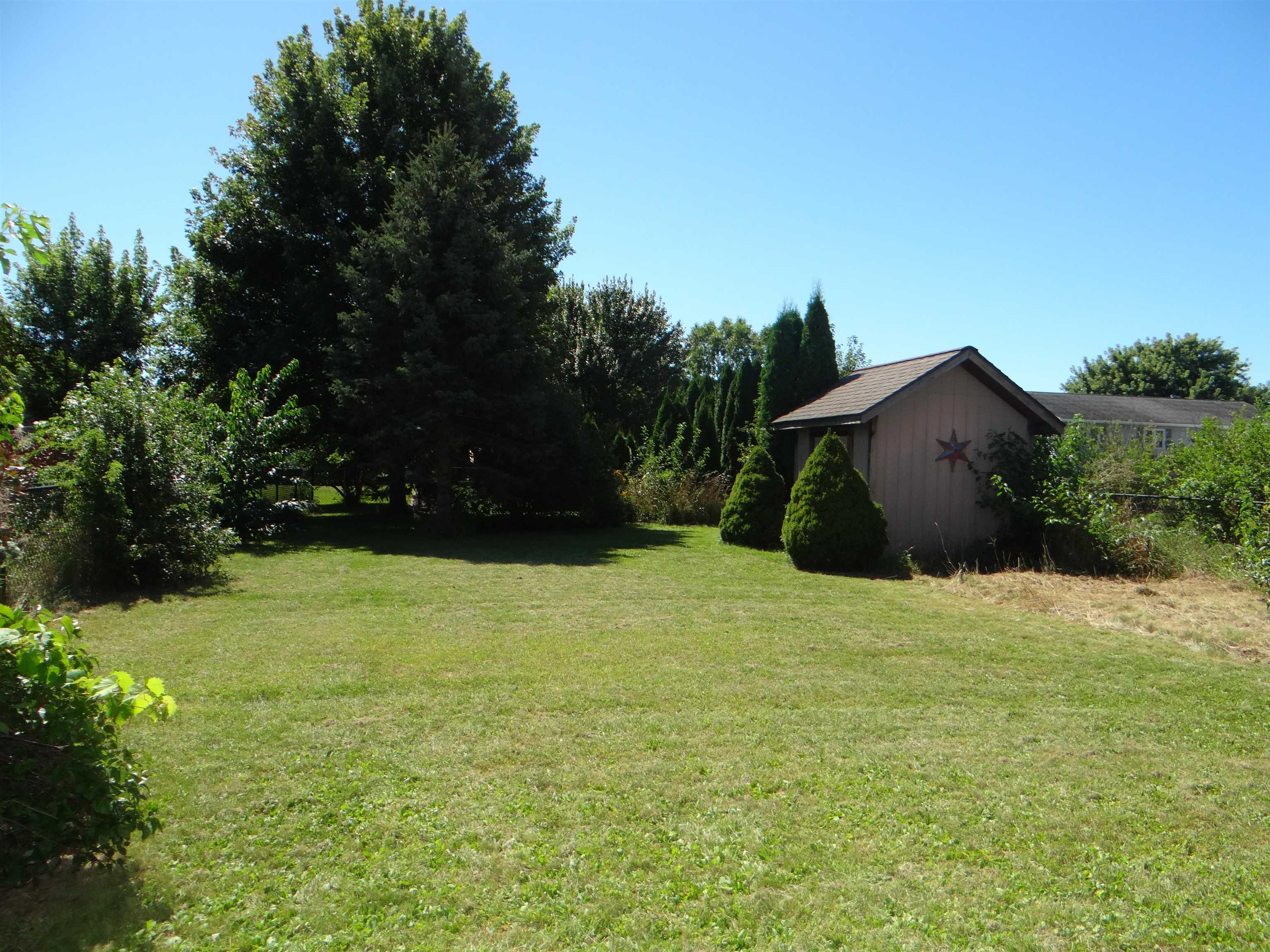 138 Maple Circle