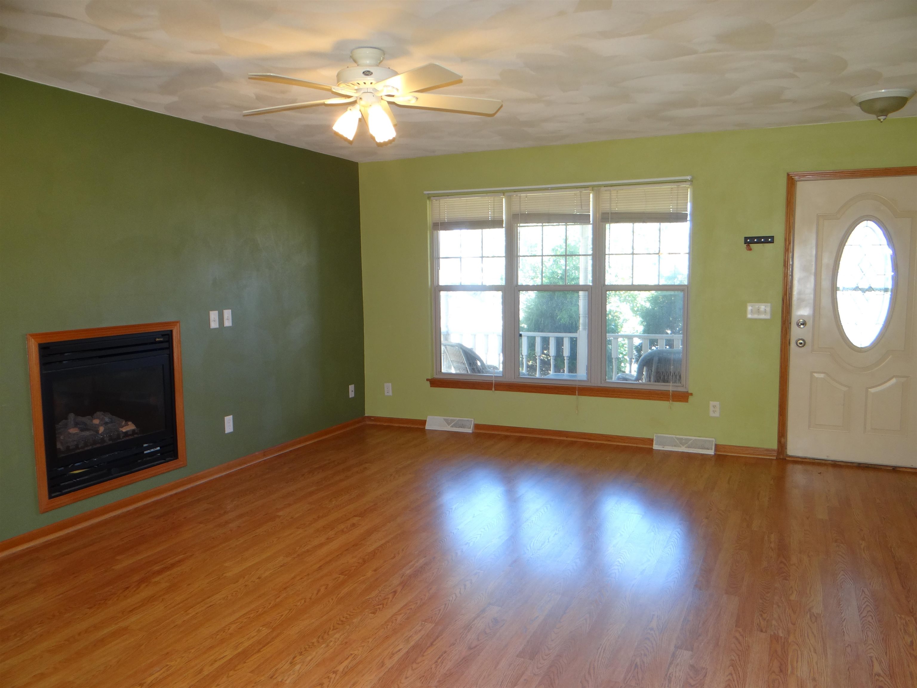 138 Maple Circle
