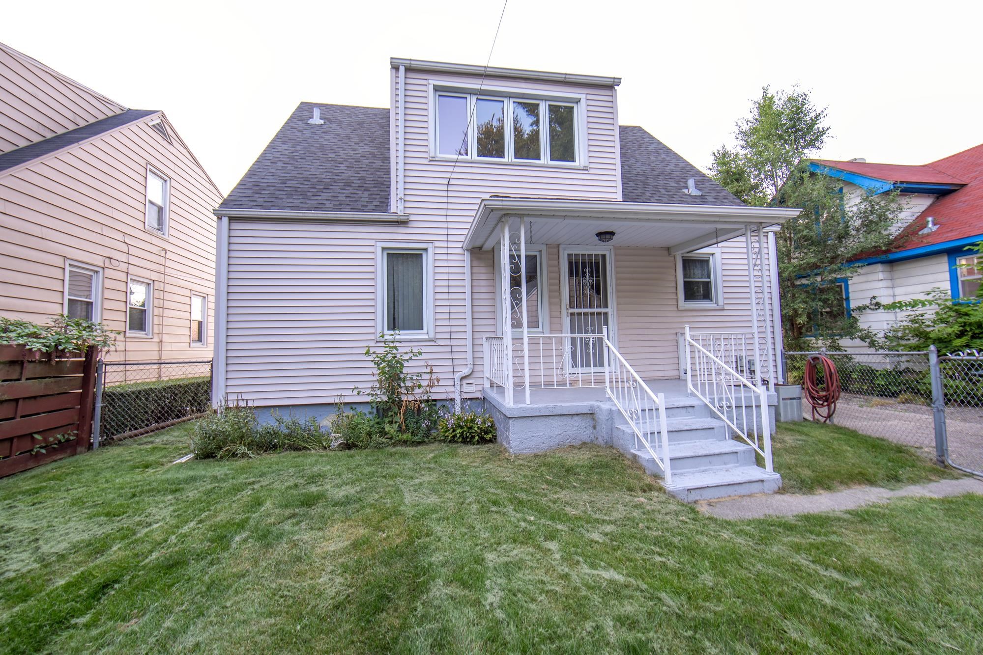 2015 E Johnson Street