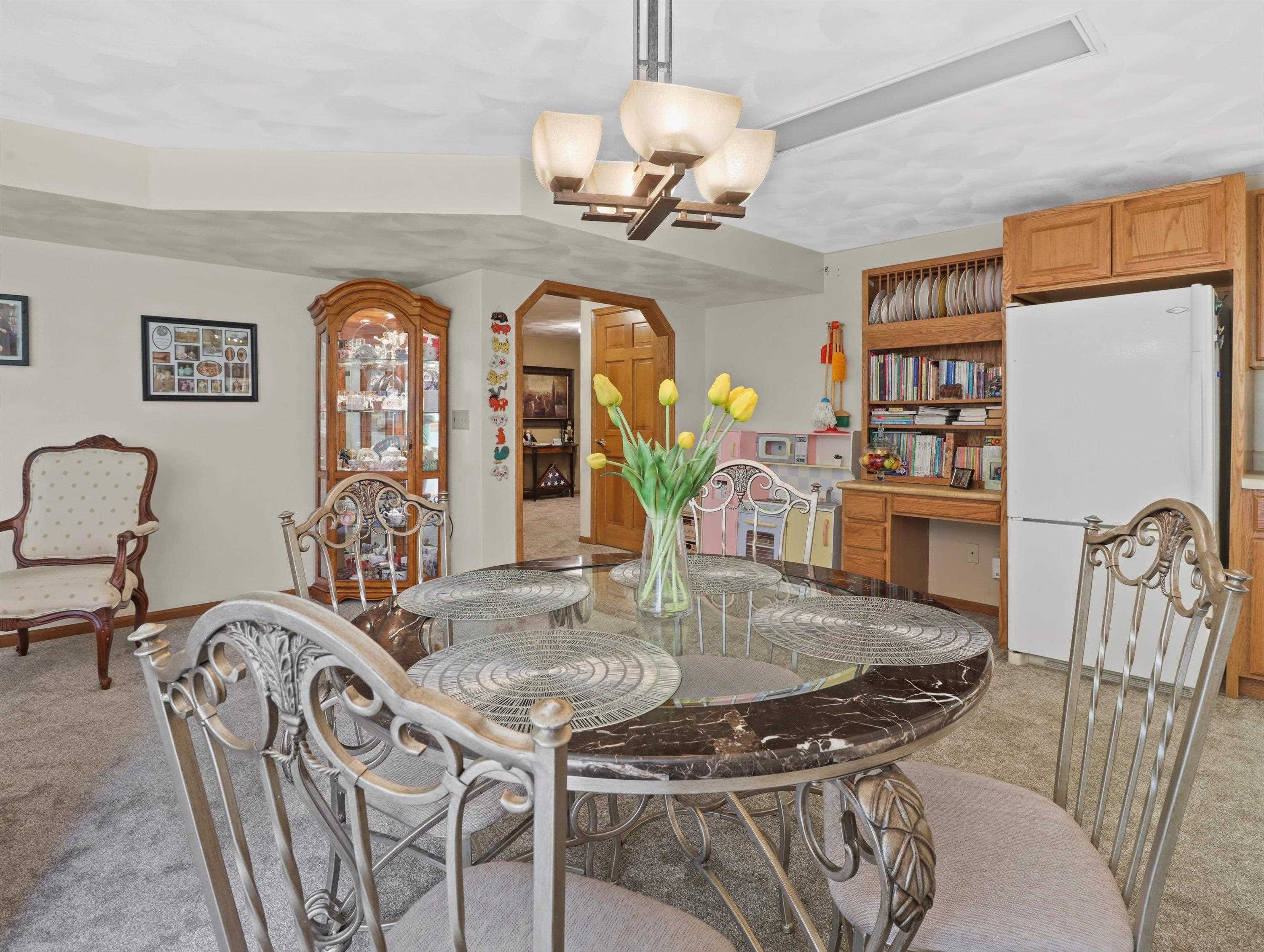 1917 Barrington Circle