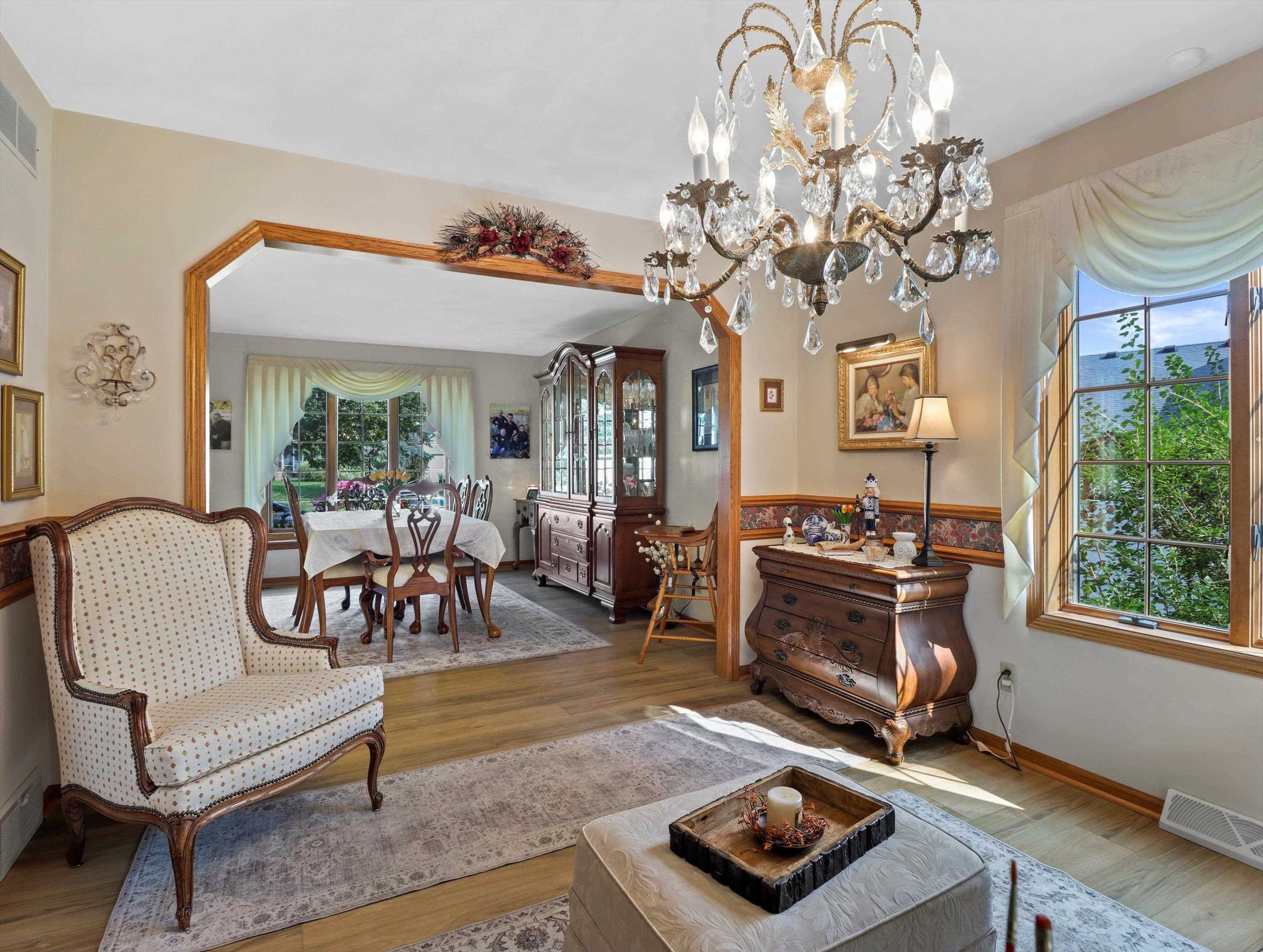 1917 Barrington Circle