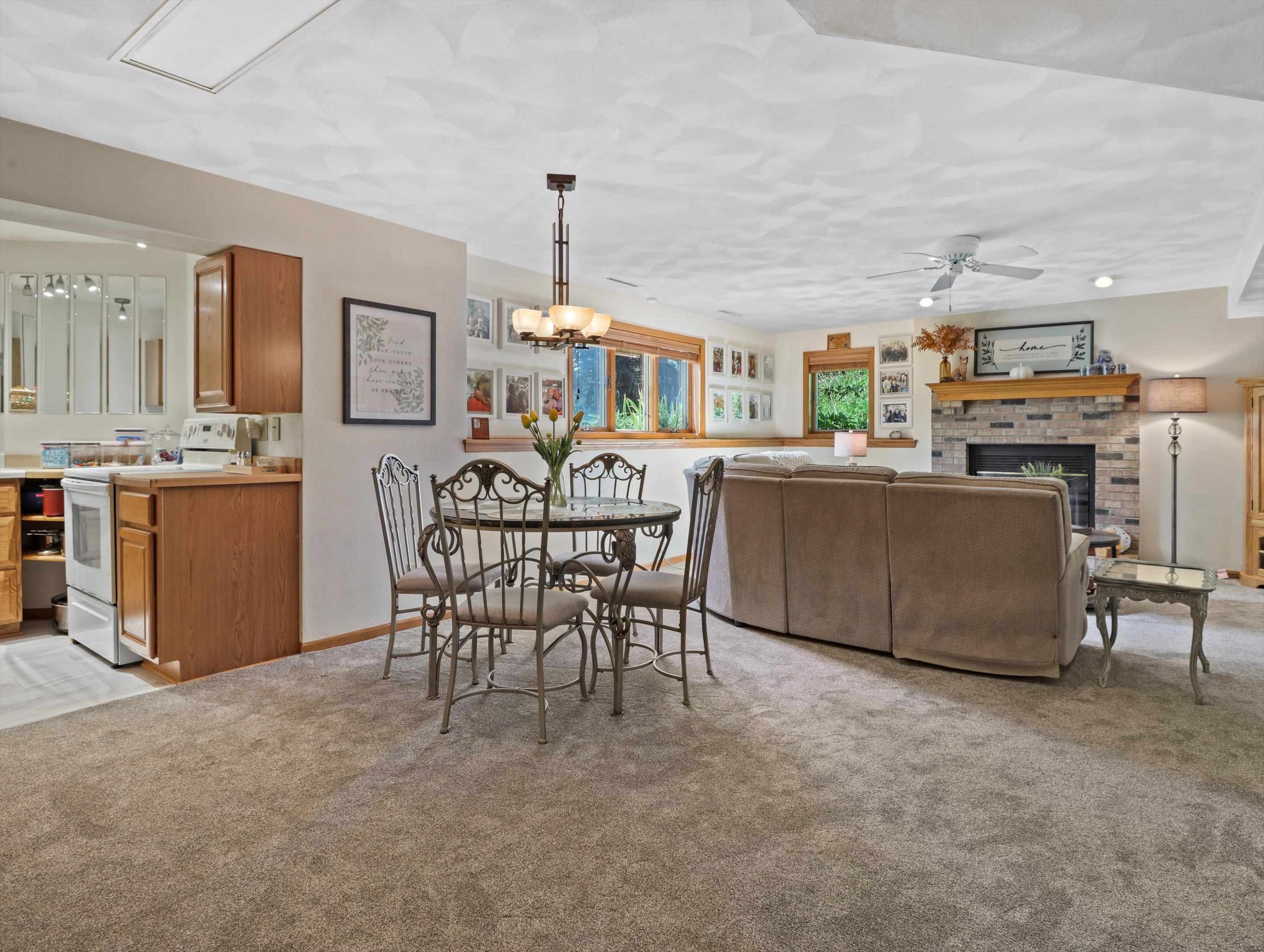 1917 Barrington Circle