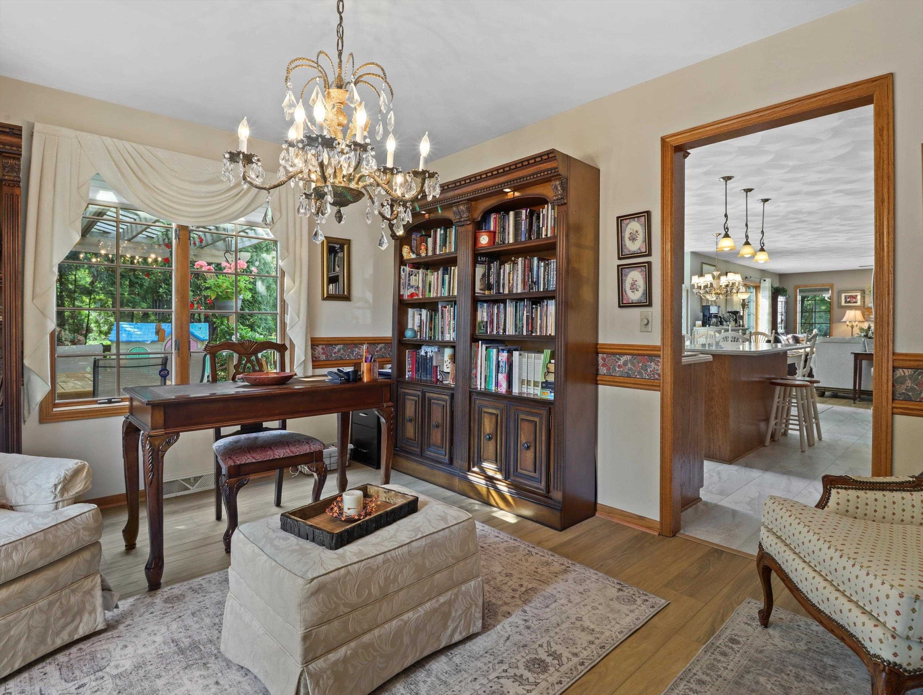 1917 Barrington Circle