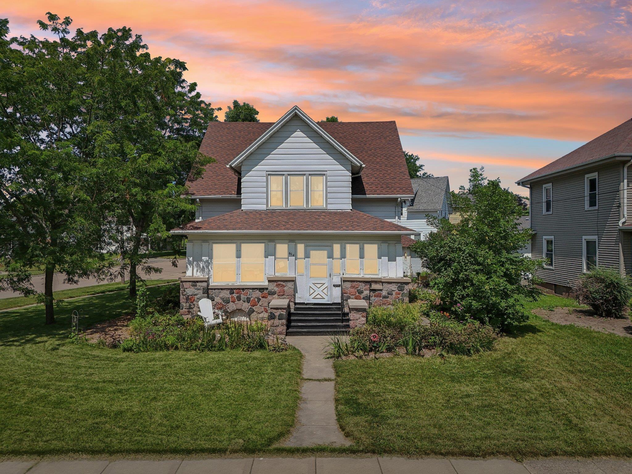 614 Riverside Drive