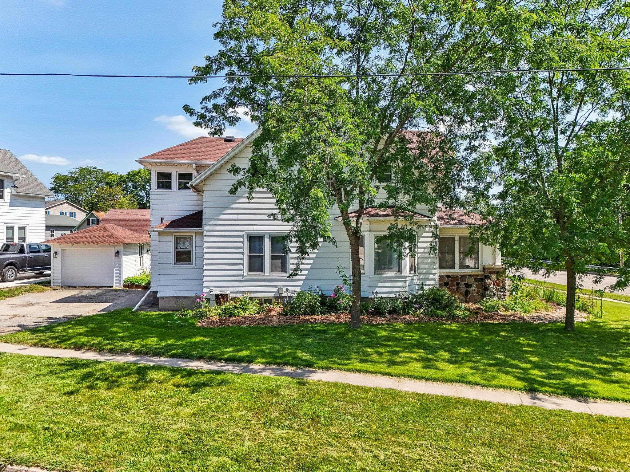 614 Riverside Drive