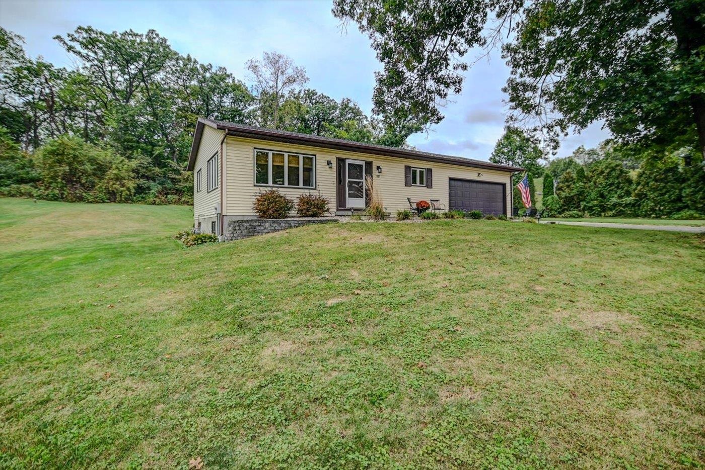 321 County Road MM