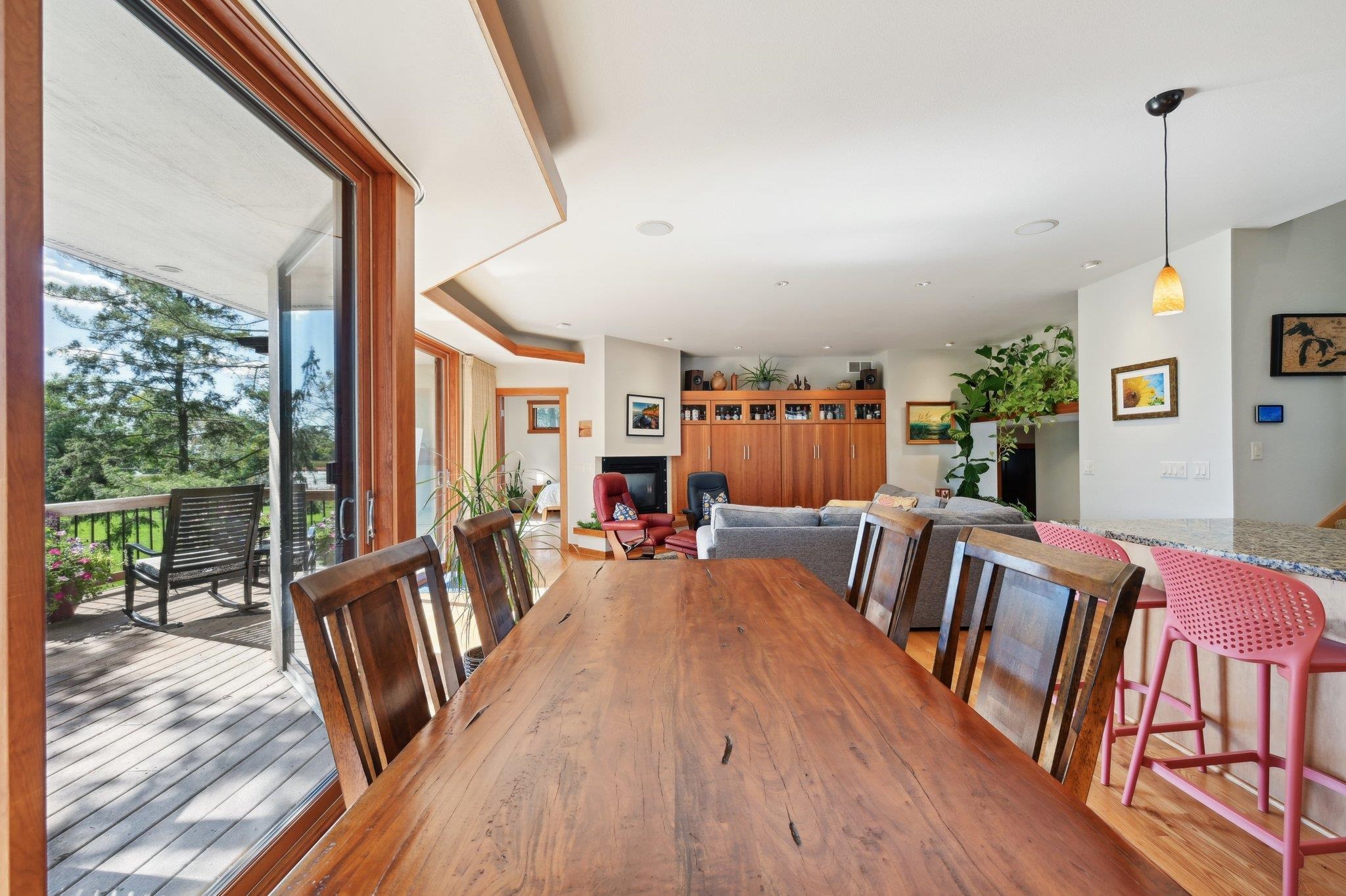 316 W Lake Street