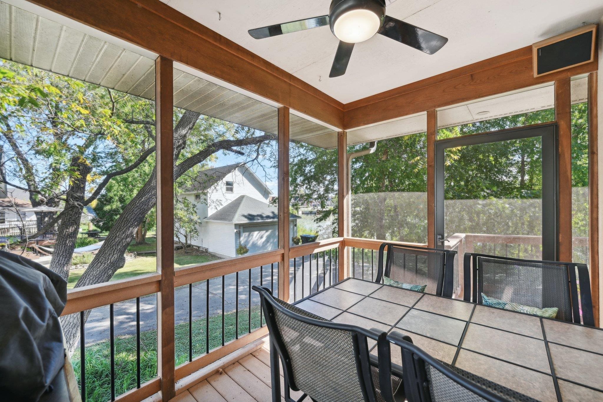316 W Lake Street
