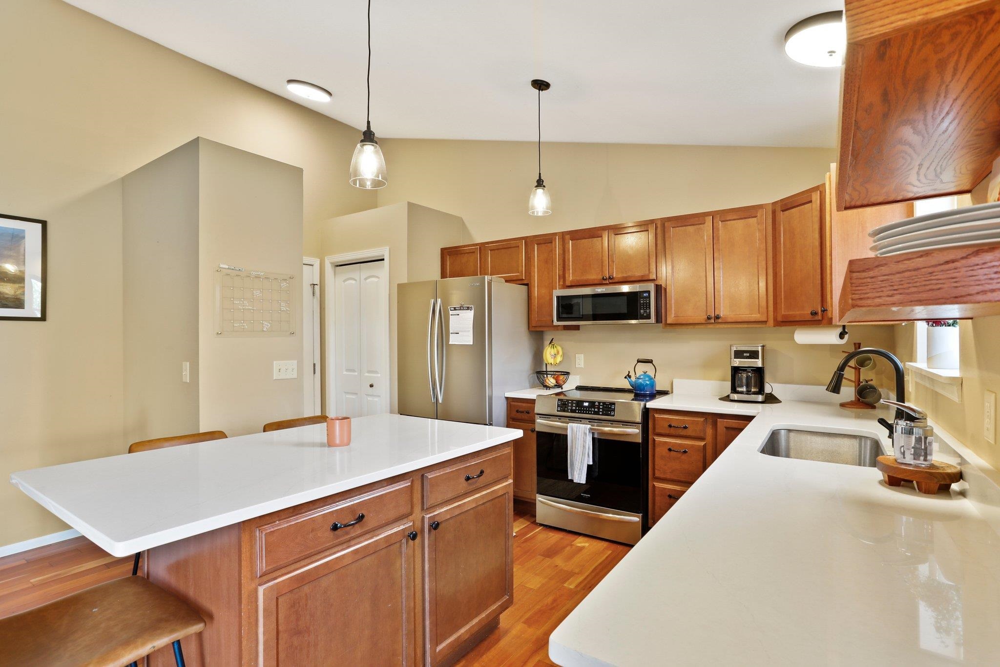 6622 Broad Creek Boulevard