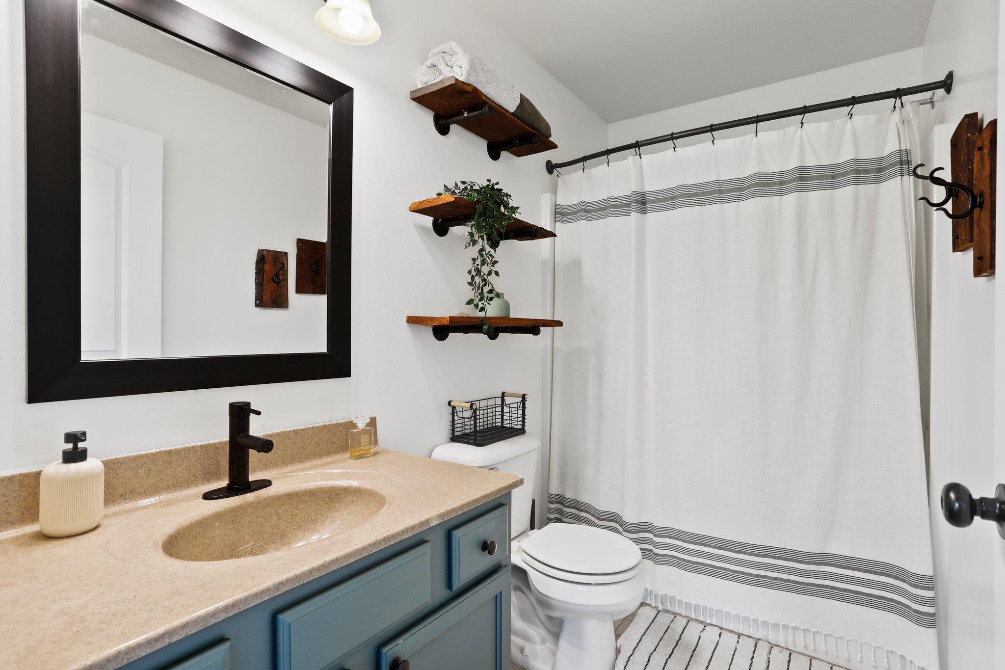 6622 Broad Creek Boulevard