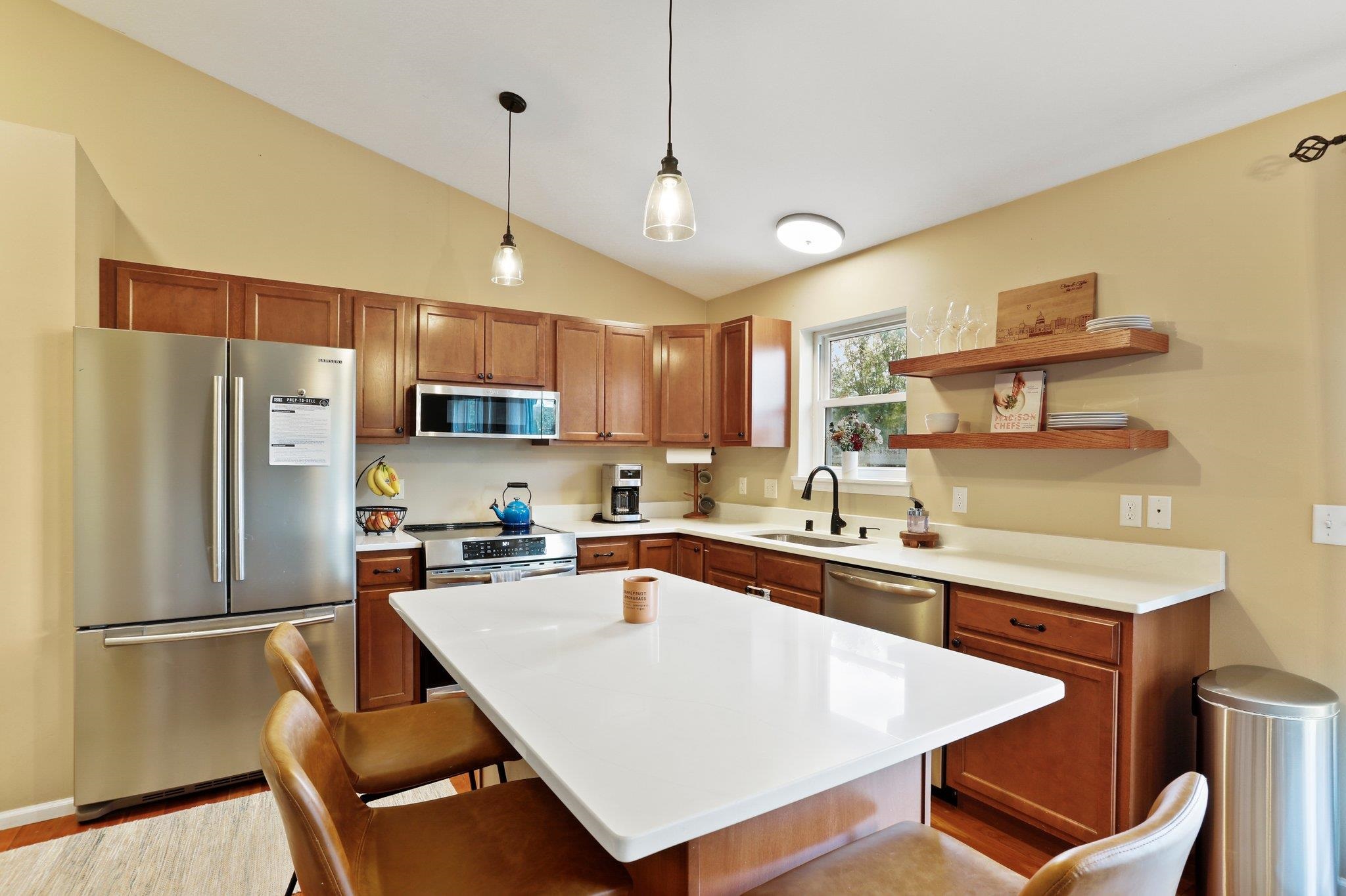 6622 Broad Creek Boulevard