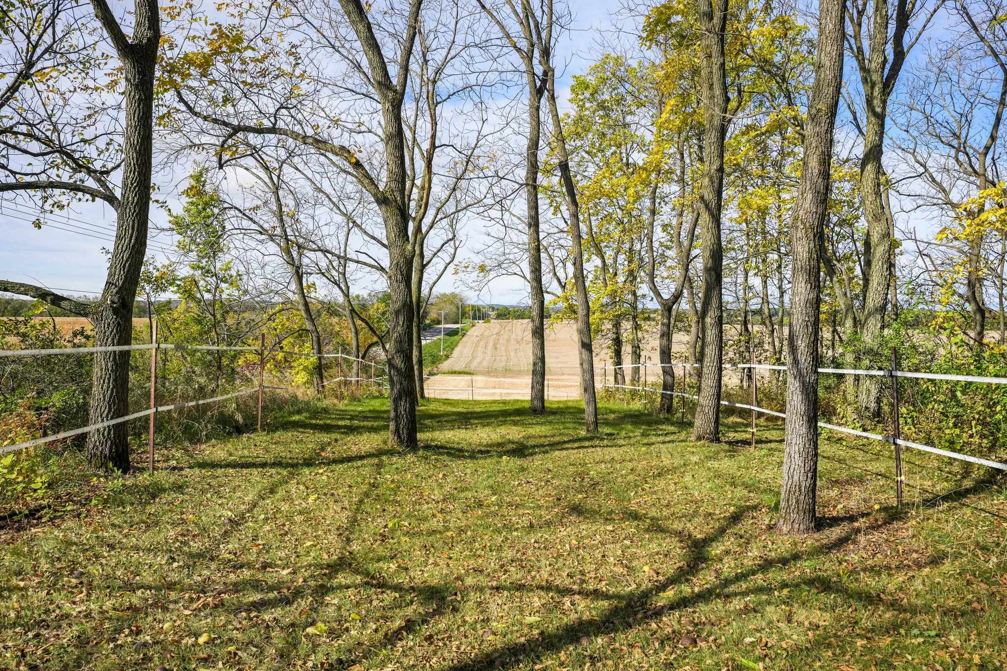 2261 Dyreson Road