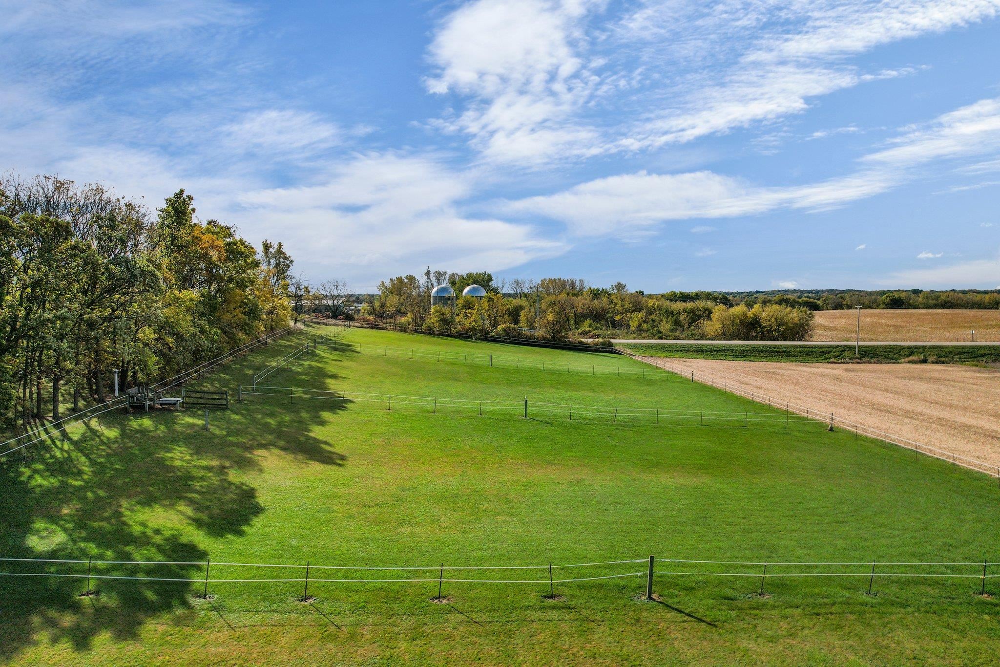 2261 Dyreson Road