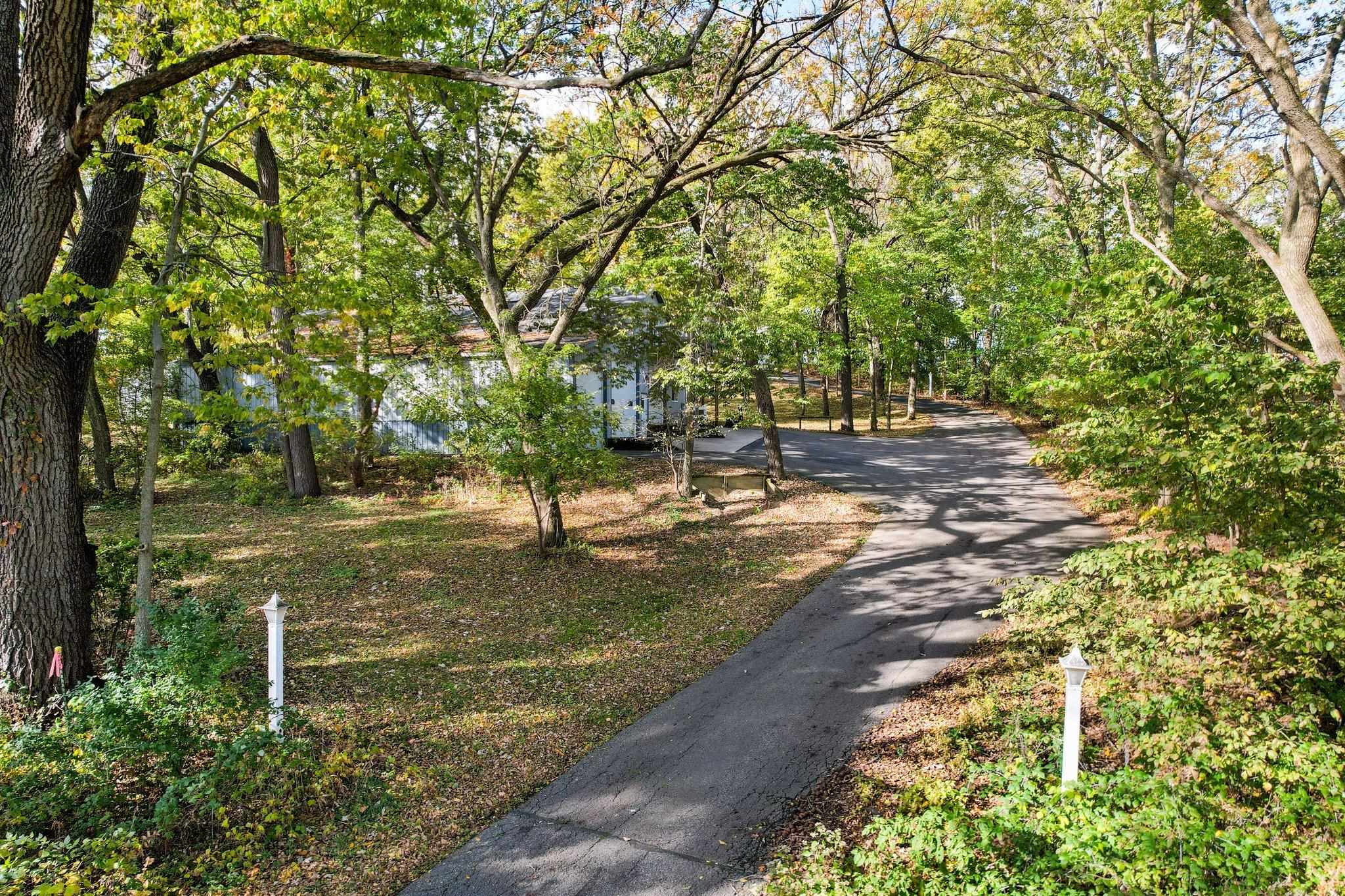 2261 Dyreson Road